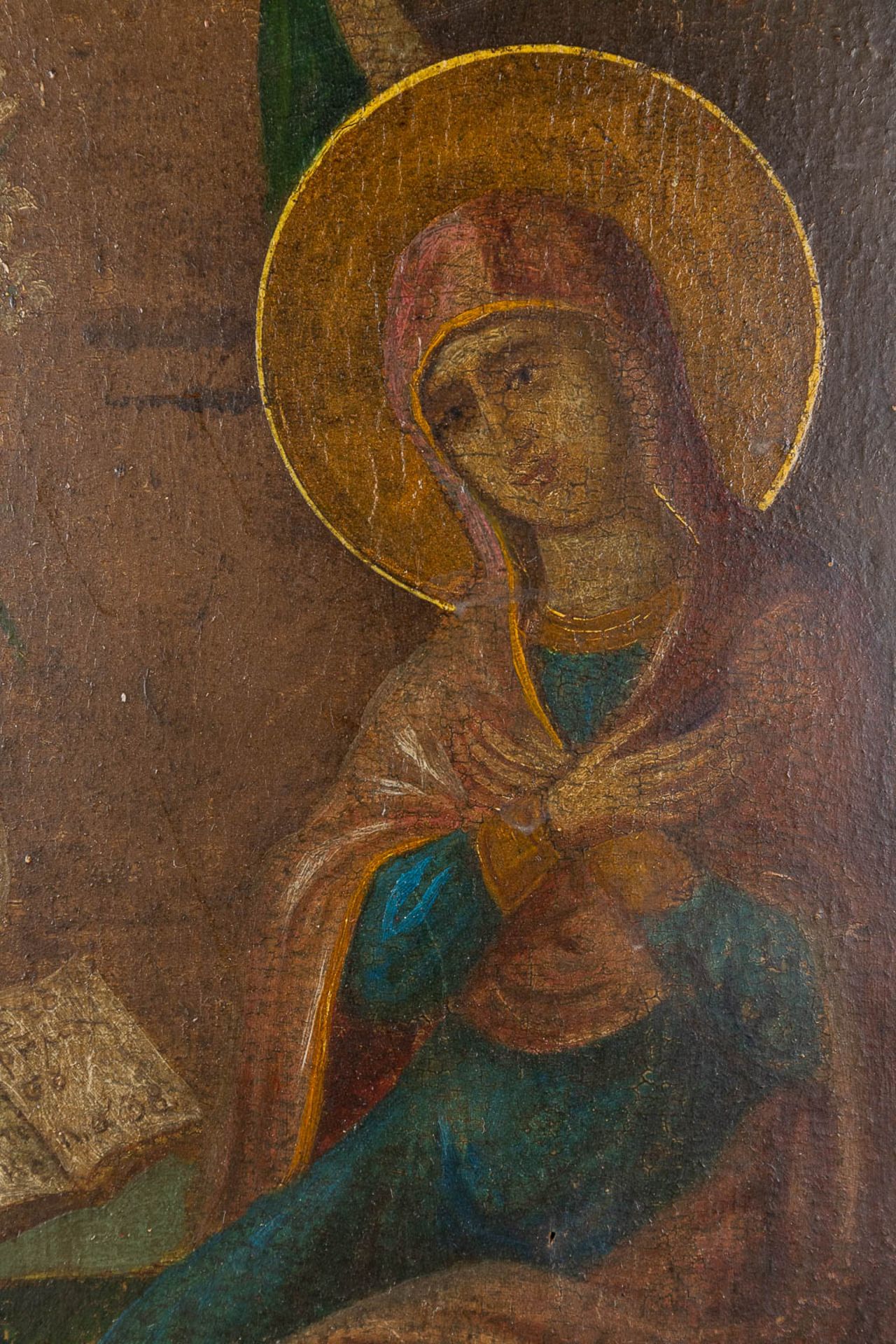 An Eastern European Icon 'the Annunciation by GabriÔl', oil on panel. (W: 30 x H: 46 cm) - Image 6 of 11