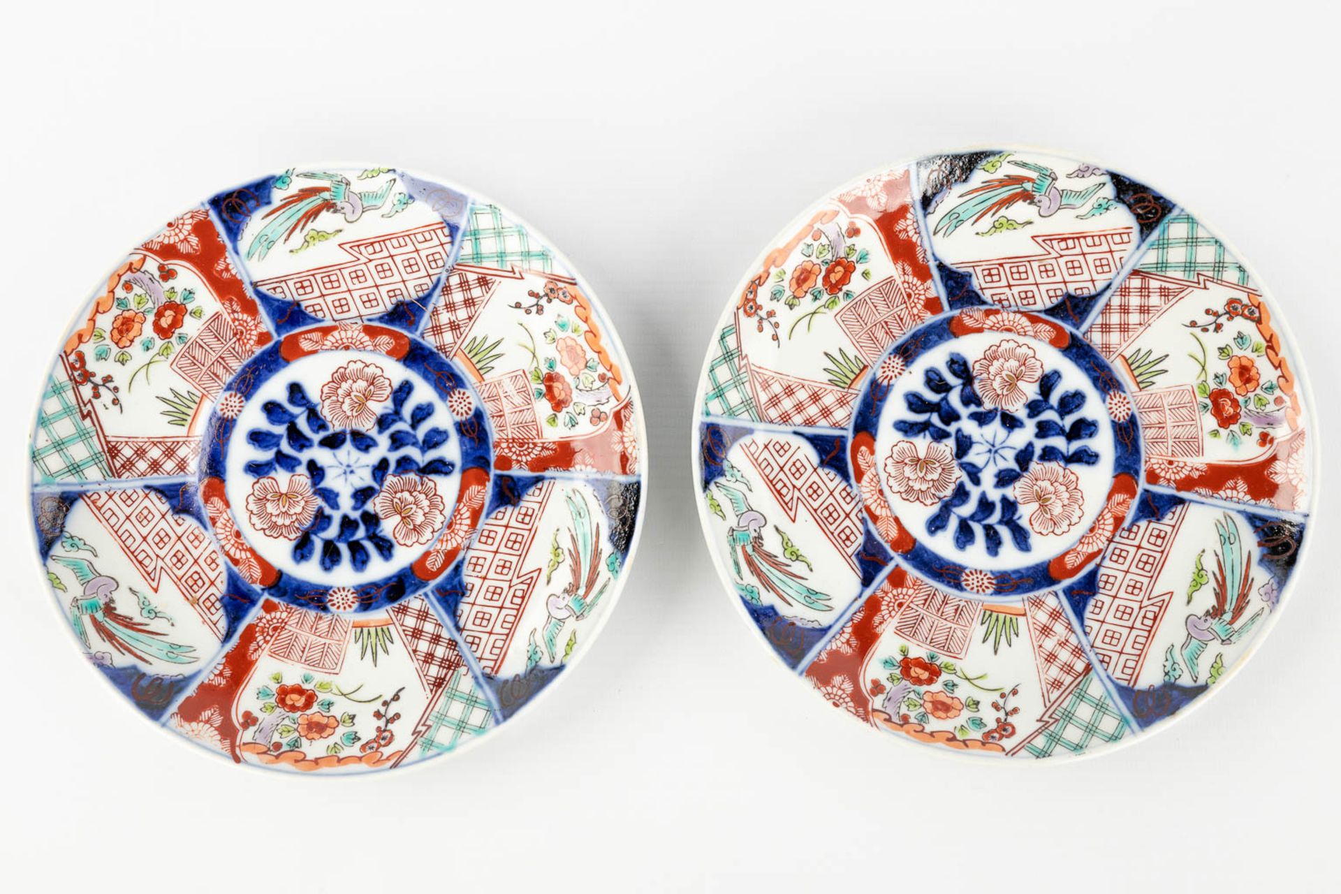 An assembled collection of Japanese Imari and Kutani porcelain. 19th/20th century. (H: 35 x D: 19 cm - Image 17 of 22