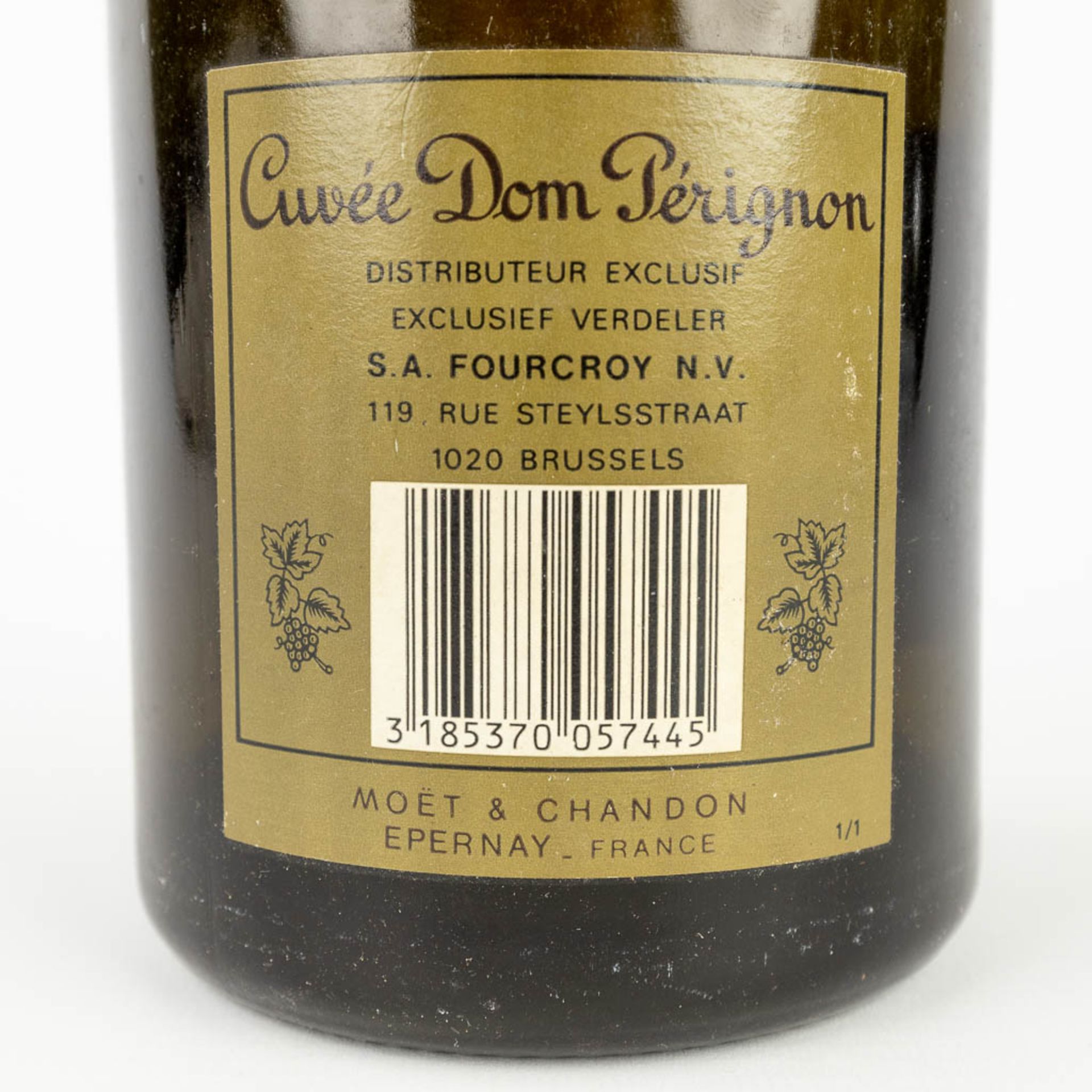 Dom Perignom, a collection of 5 Champagne bottles. 4 x 1980, 1 x 1976. - Bild 6 aus 12