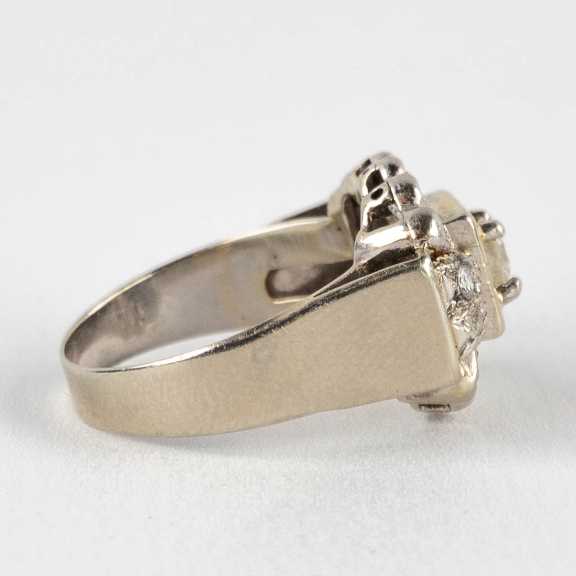 A ring, white gold with diamonds. 20th C. 6,17g. size 55. - Image 7 of 12