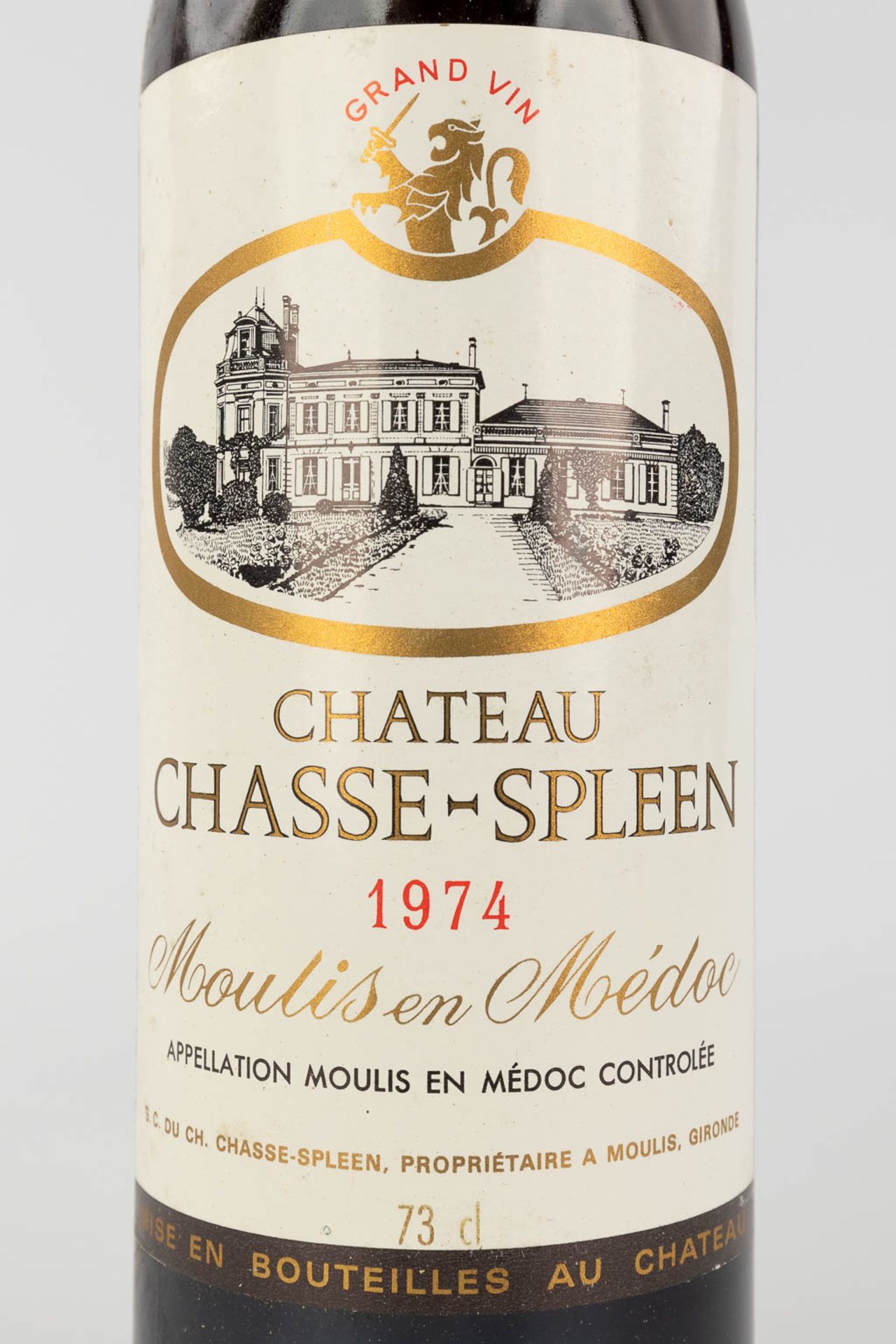 Château Chasse Spleen Mouilis en Médoc, 1974, 4 bottles. Château La Lagune Haut Médoc 1983, 1 bottle - Bild 9 aus 22