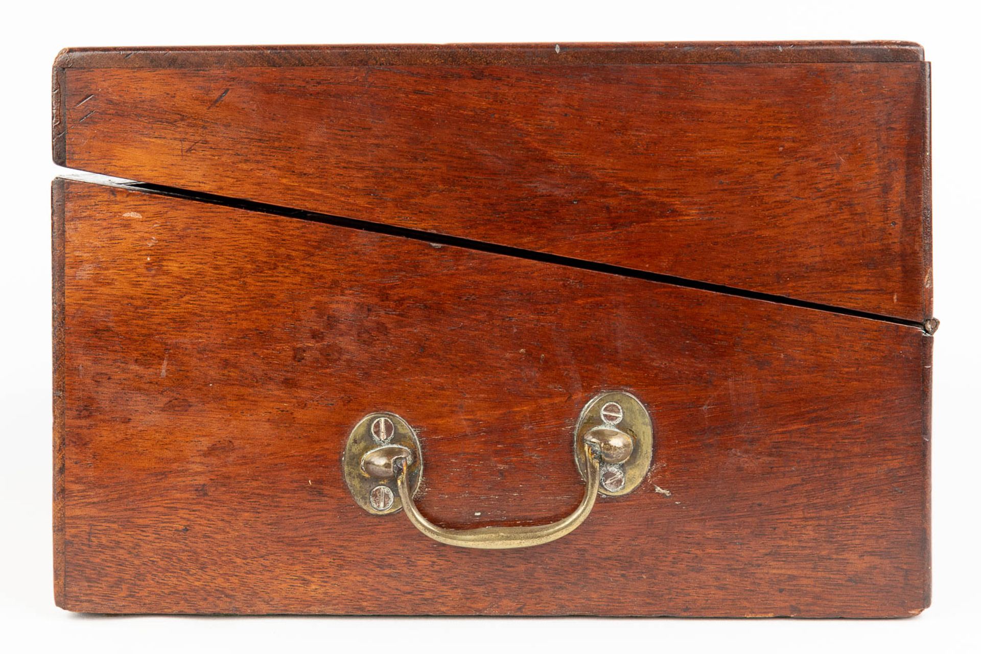 An antique English 'Slope Desk', 19th C. (L: 24,5 x W: 45 x H: 16 cm) - Image 15 of 18