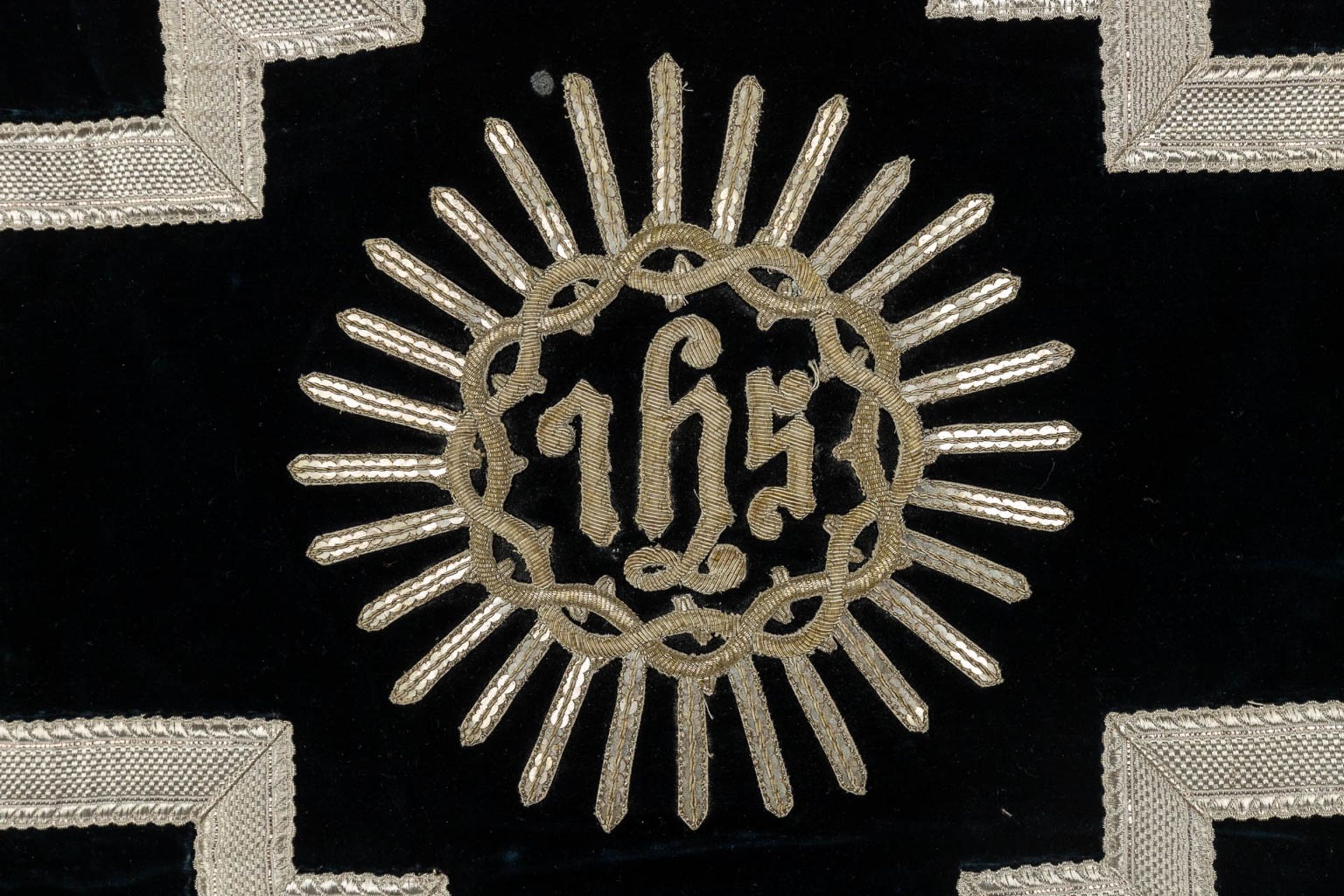 A Cope, Roman Chasuble, Stola, Brusa and Chalice Veil, Decorated with the IHS logo - Image 10 of 14