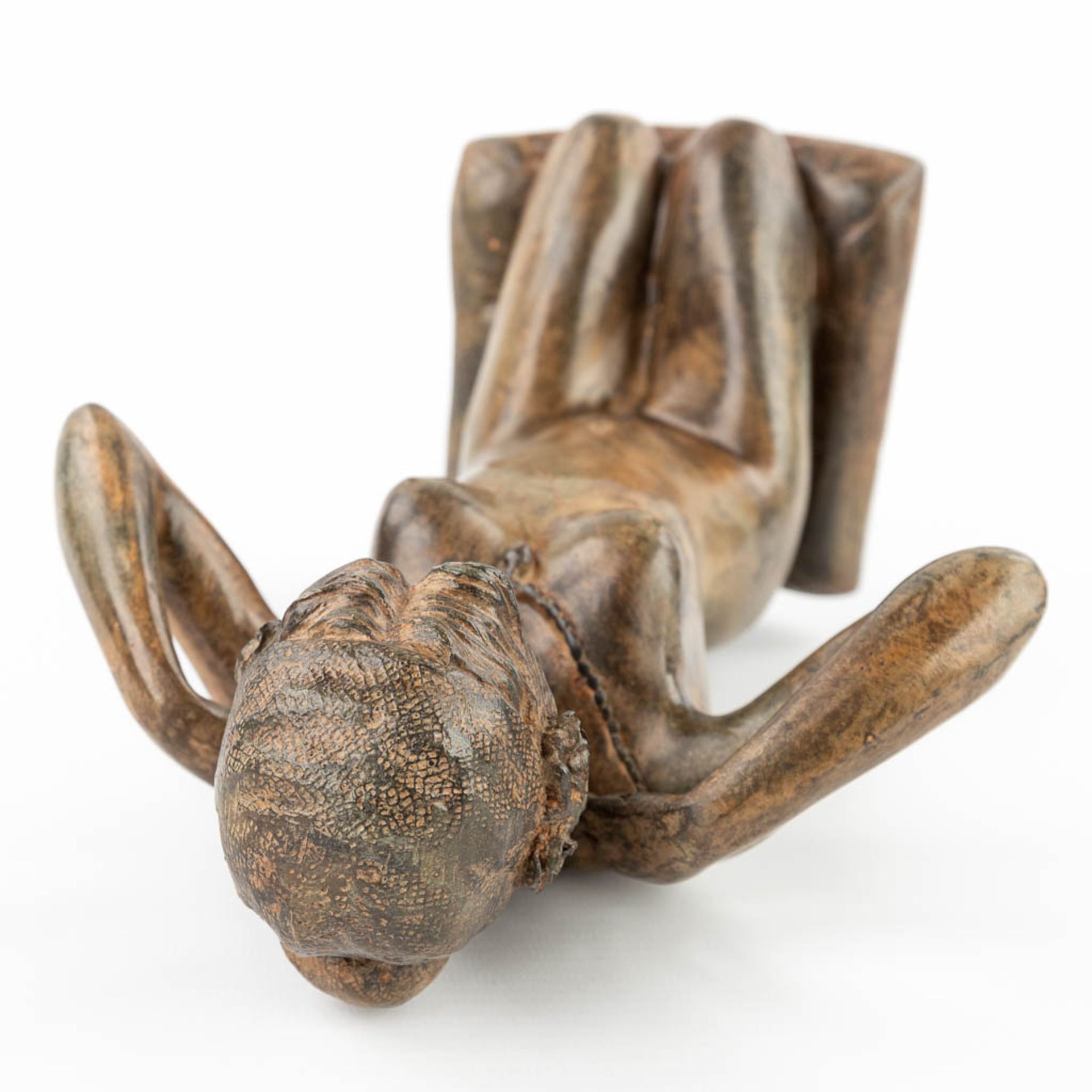 Pierre CHENET (XX-XXI) 'Seated lady' patinated bronze. (L: 13 x W: 18 x H: 28 cm) - Image 10 of 10