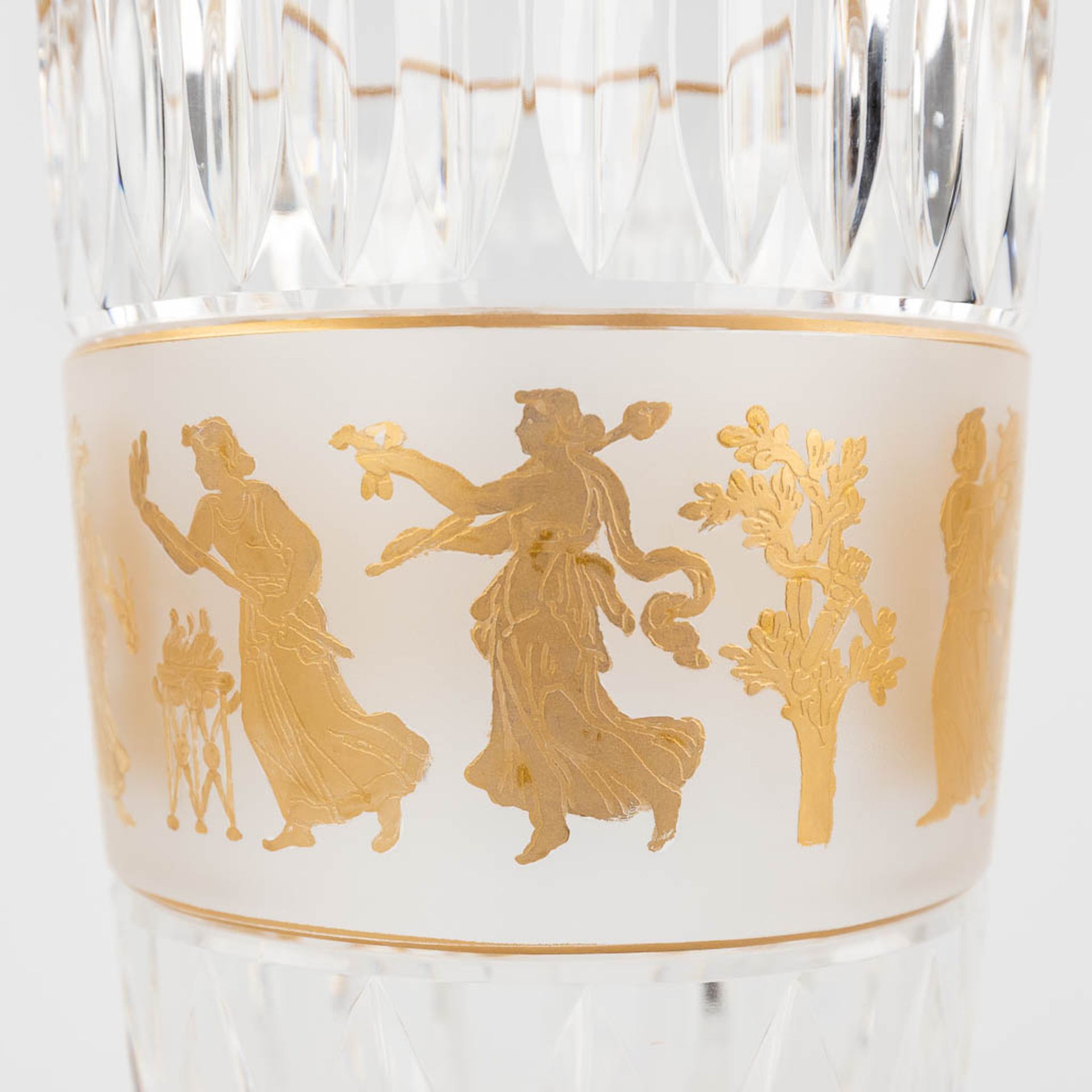 Val Saint Lambert, a collection of 32 crystal vases, 'La Dance De Flore' . (H: 22,5 x D: 12 cm) - Bild 14 aus 16