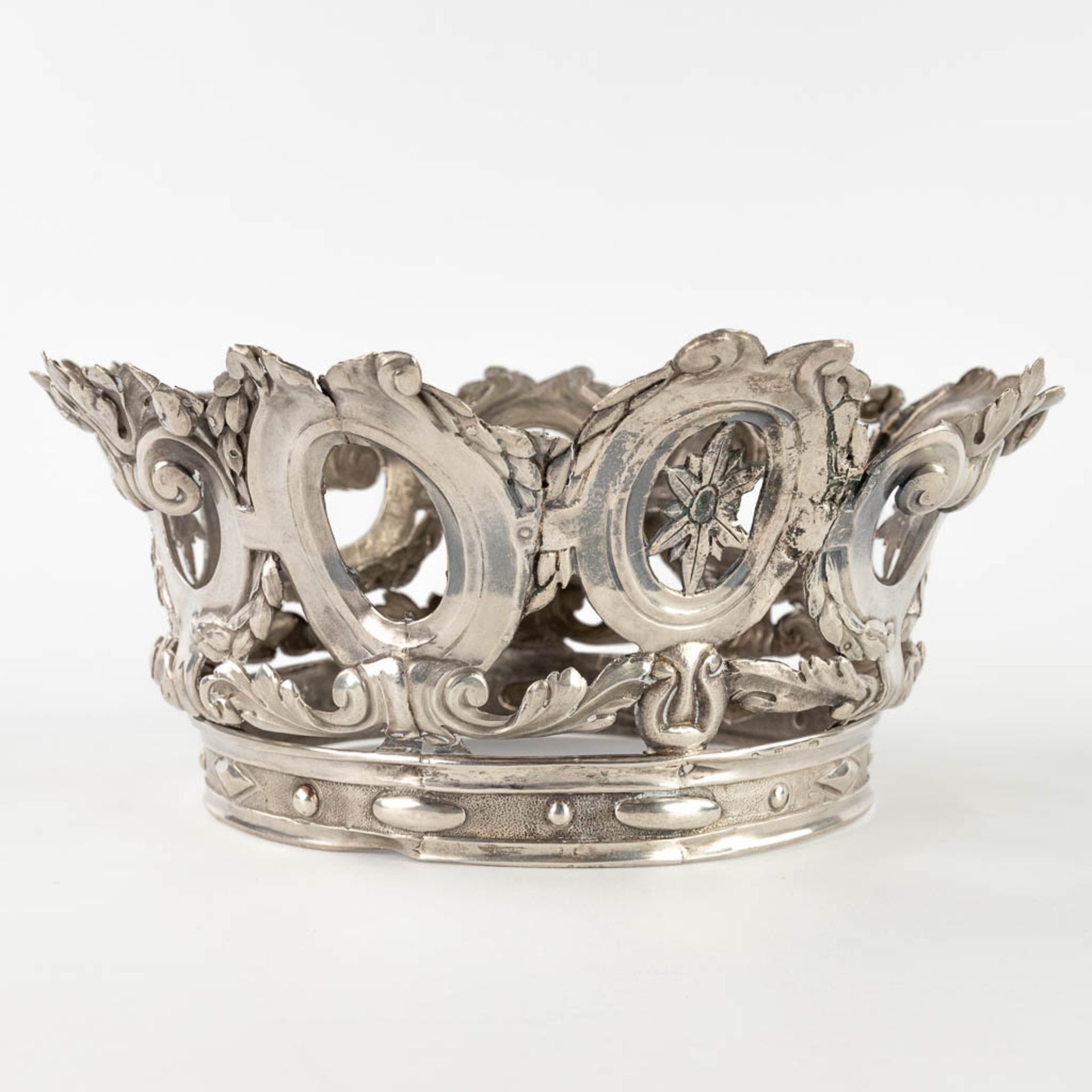 An exceptional crown, silver, Brussels, 1777, 18th C. 592g. (H: 26,5 x D: 11,5 cm) - Image 6 of 21