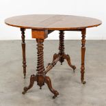 A dropleaf table with turned legs, and walnut burlwood veneer. 19th C. (L: 90 x W: 108 x H: 72 cm)