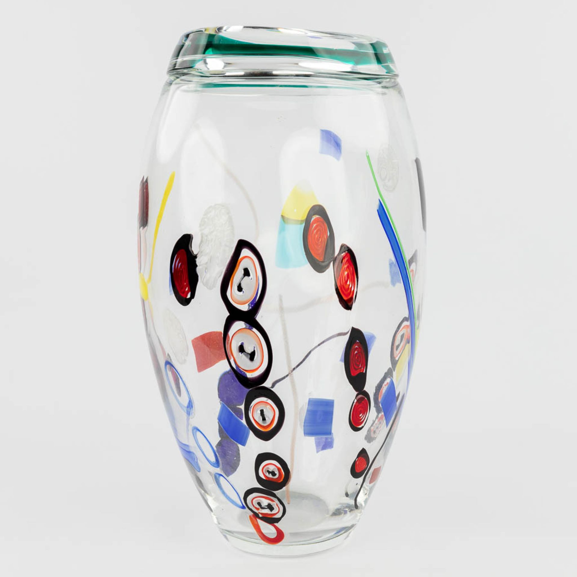 Seguso e Barovier, a large vase, glass art and made in Murano, Italy. (L: 23 x W: 27 x H: 45 cm) - Image 8 of 17