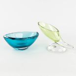 Val Saint Lambert, a bowl on a base, added a bowl in blue glass. (L: 10 x W: 21 x H: 15 cm)