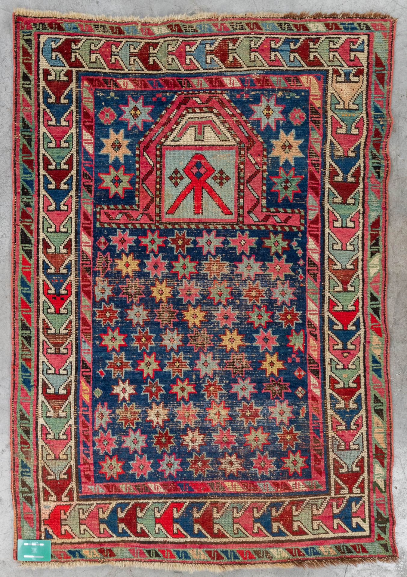 An antique hand-made Oriental prayer carpet, Karabach. (L: 134 x W: 96 cm) - Image 2 of 6