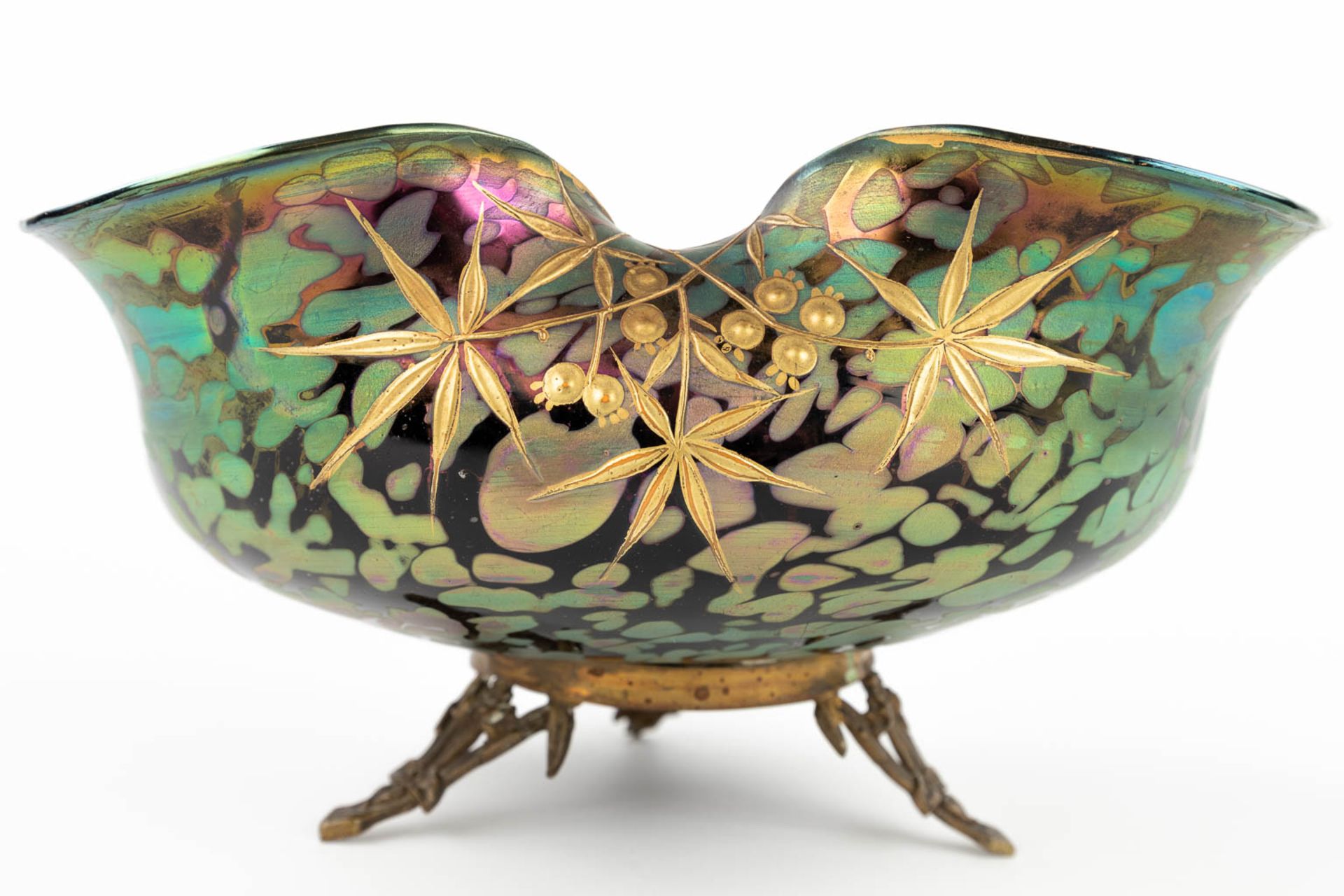 A Pâte-de-Verre glass bowl on a bronze base, Art Nouveau. (H: 12 x D: 26,5 cm) - Image 10 of 11
