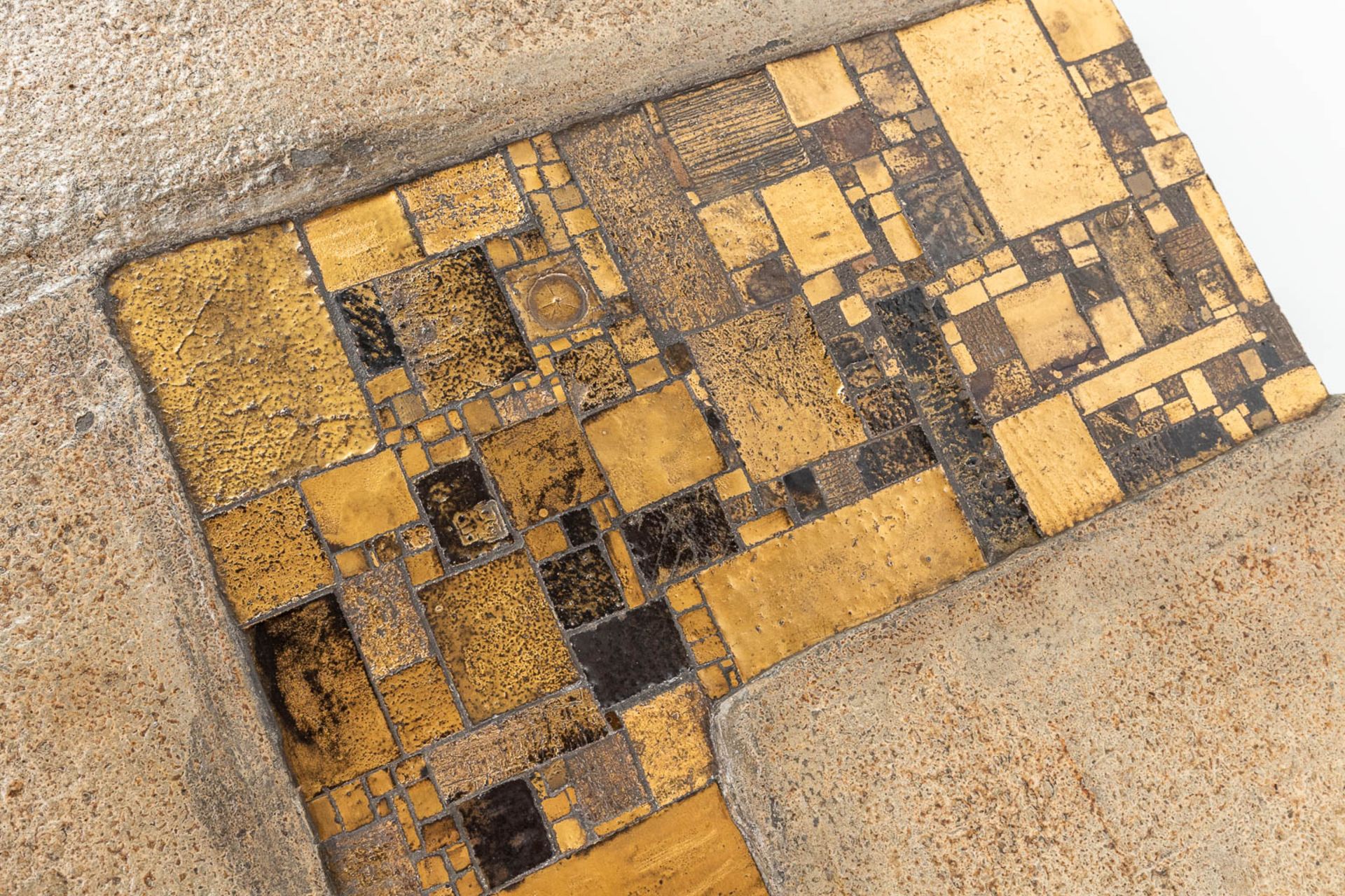 Pia MANU (XX) 'Coffee Table' gold glaze tiles and ceramics. Circa 1960. (L: 86 x W: 175 x H: 32 cm) - Image 8 of 19