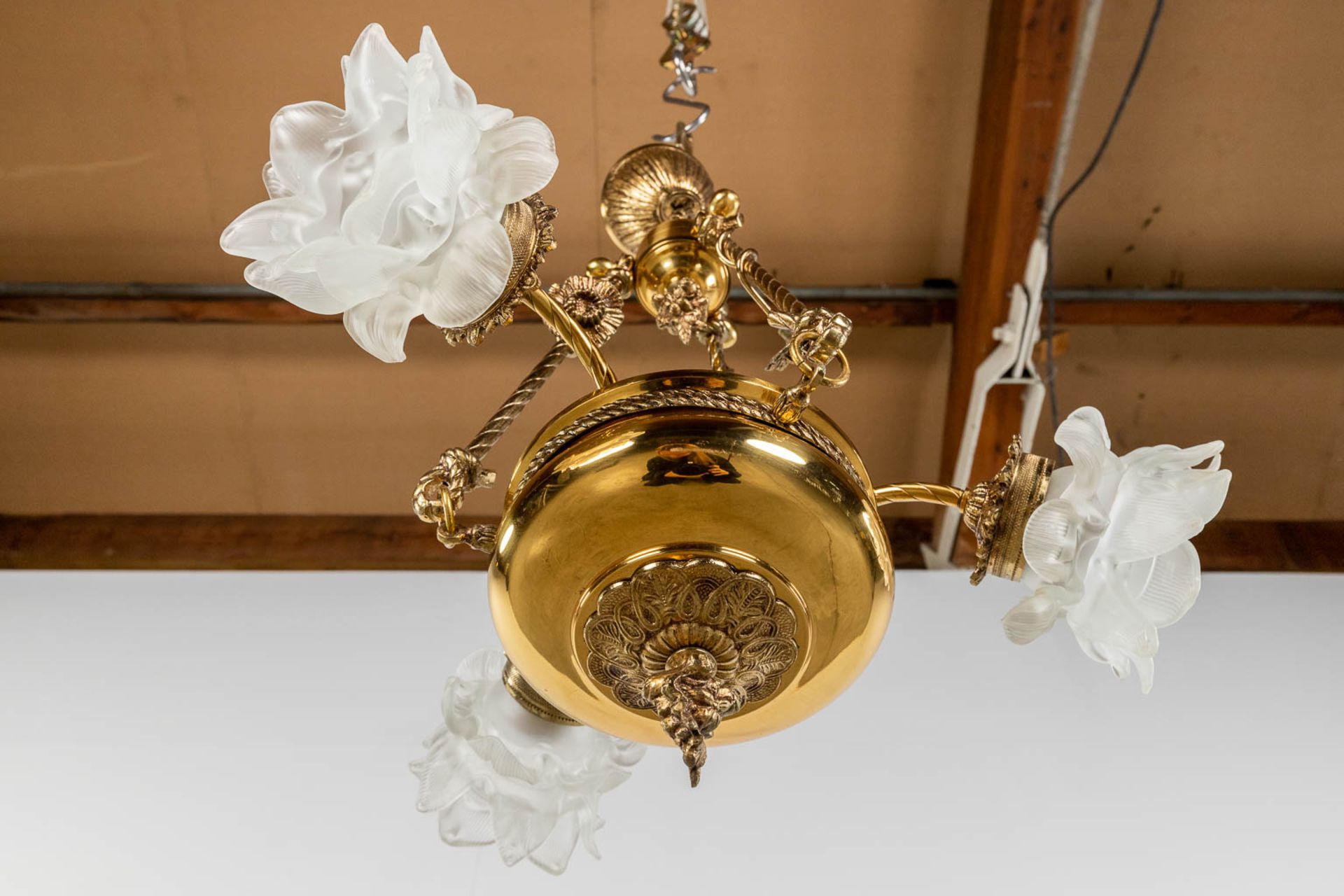 A chandelier, brass with glass lampshades, circa 1970. (H: 60 x D: 40 cm) - Image 9 of 9