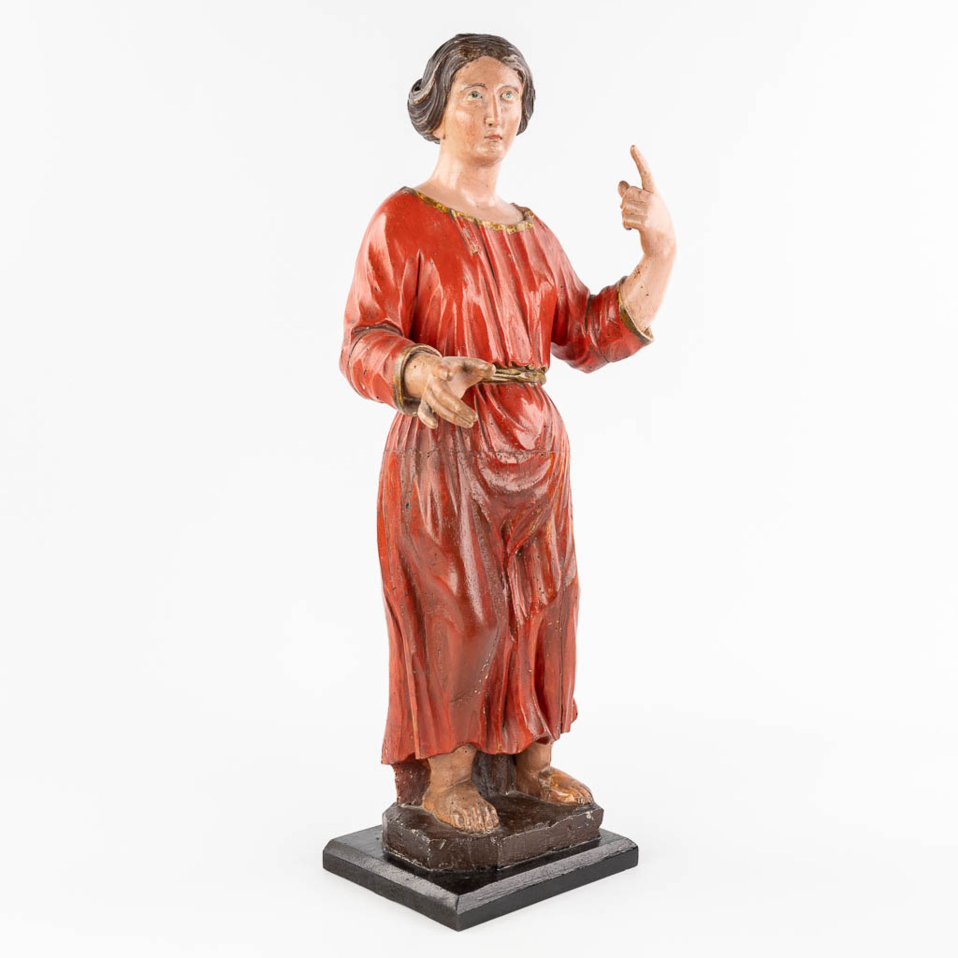 An antique wood-sculptured and polychrome figurine of a noble lady. 18th/19th C. (L: 20 x W: 25 x H: - Image 3 of 14