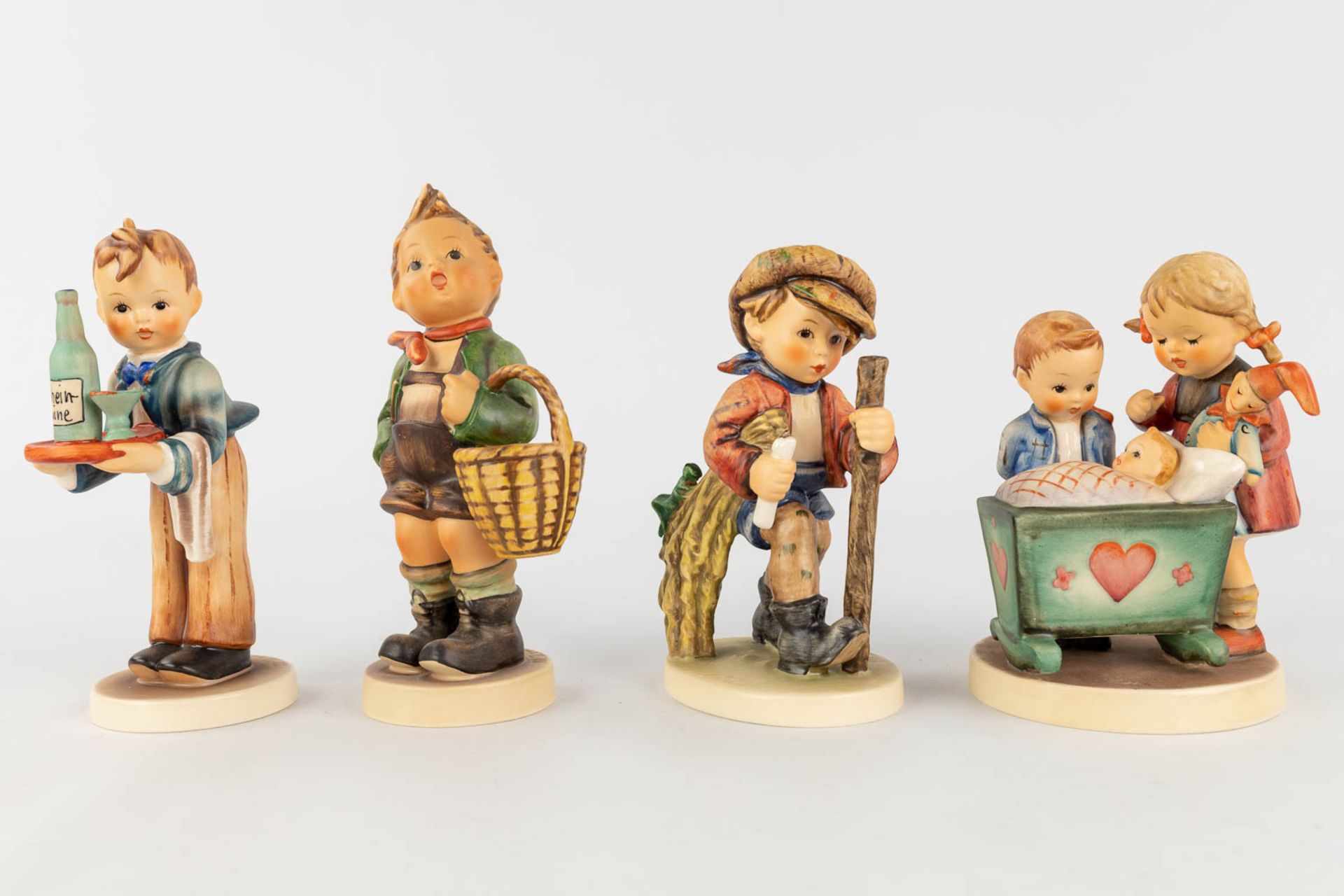 Hummel, a collection of 10 pieces. (H: 16 cm) - Image 3 of 11