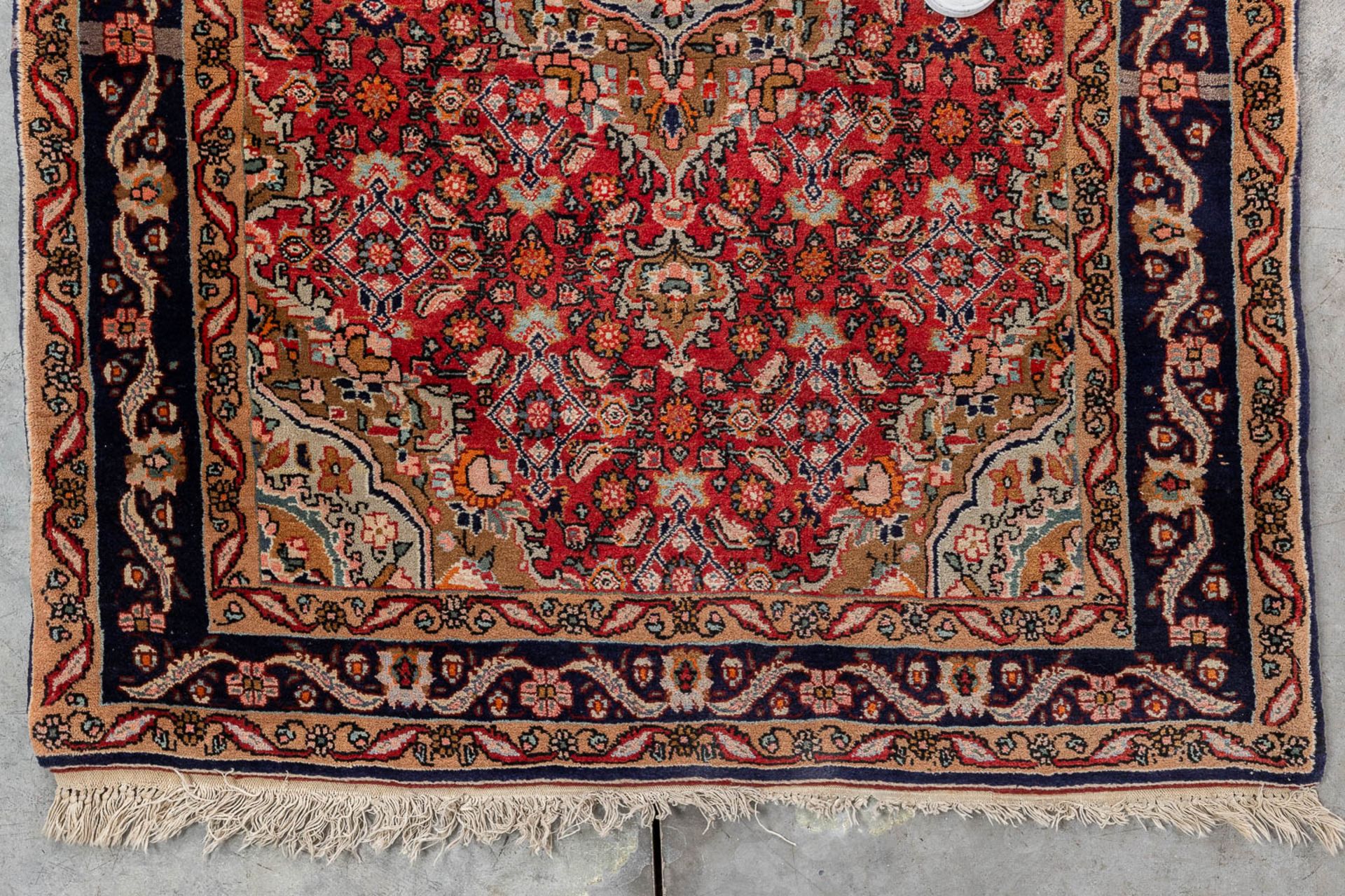 A collection of 3 Oriental hand-made carpets. Kashan and a prayer rug. (L: 180 x W: 119 cm) - Image 9 of 12