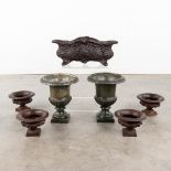 A collection of 7 garden vases and flower pots, cast-iron. (H: 31 x D: 26 cm)