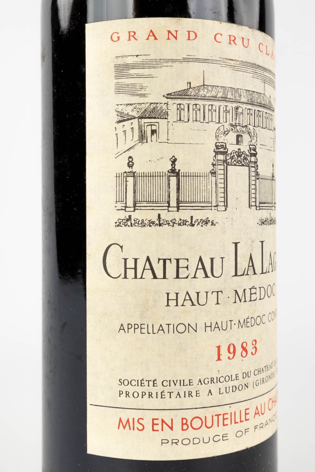 Château Chasse Spleen Mouilis en Médoc, 1974, 4 bottles. Château La Lagune Haut Médoc 1983, 1 bottle - Bild 19 aus 22