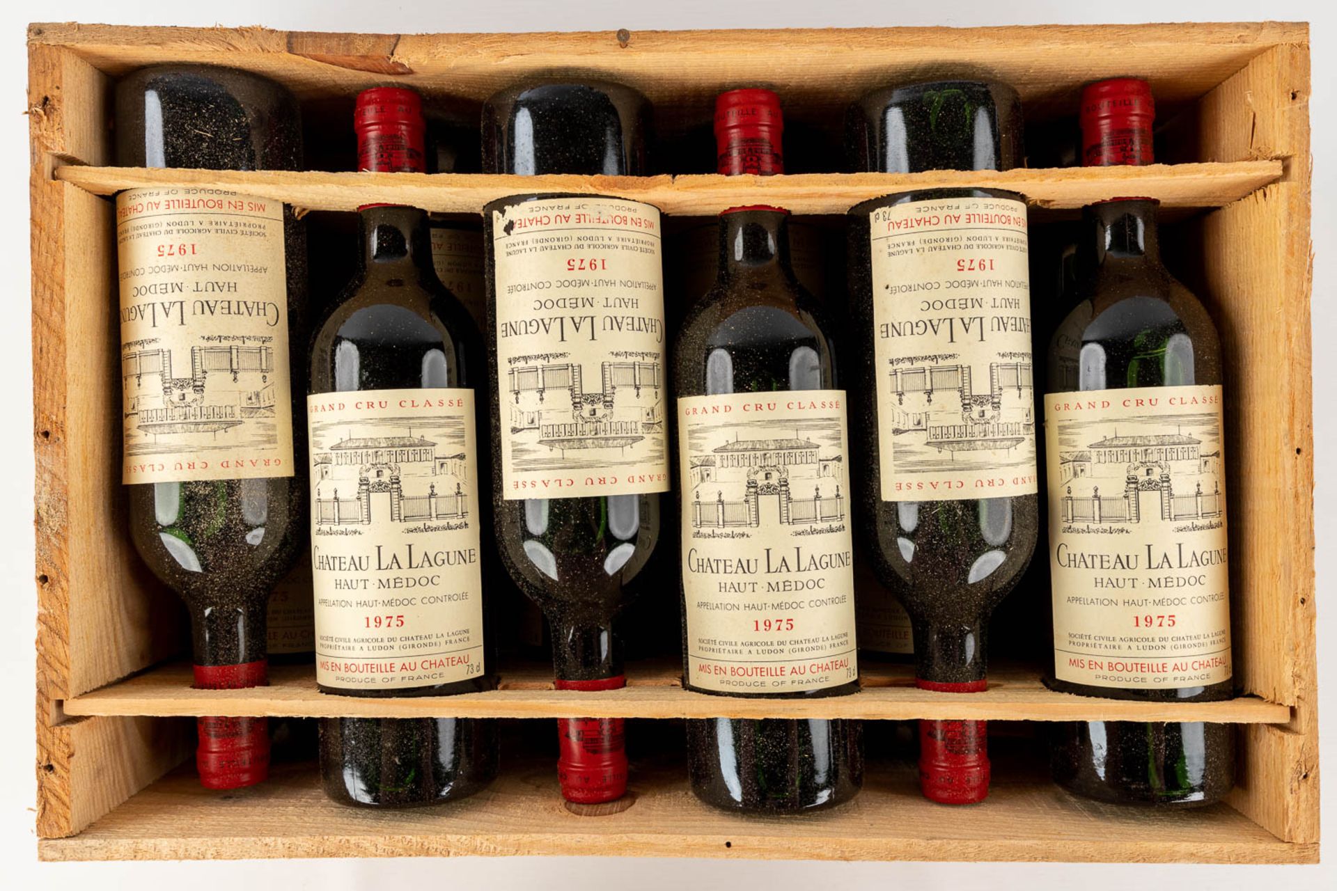 Château La Lagune Haut Médoc, 1975, 12 bottles. - Bild 2 aus 11