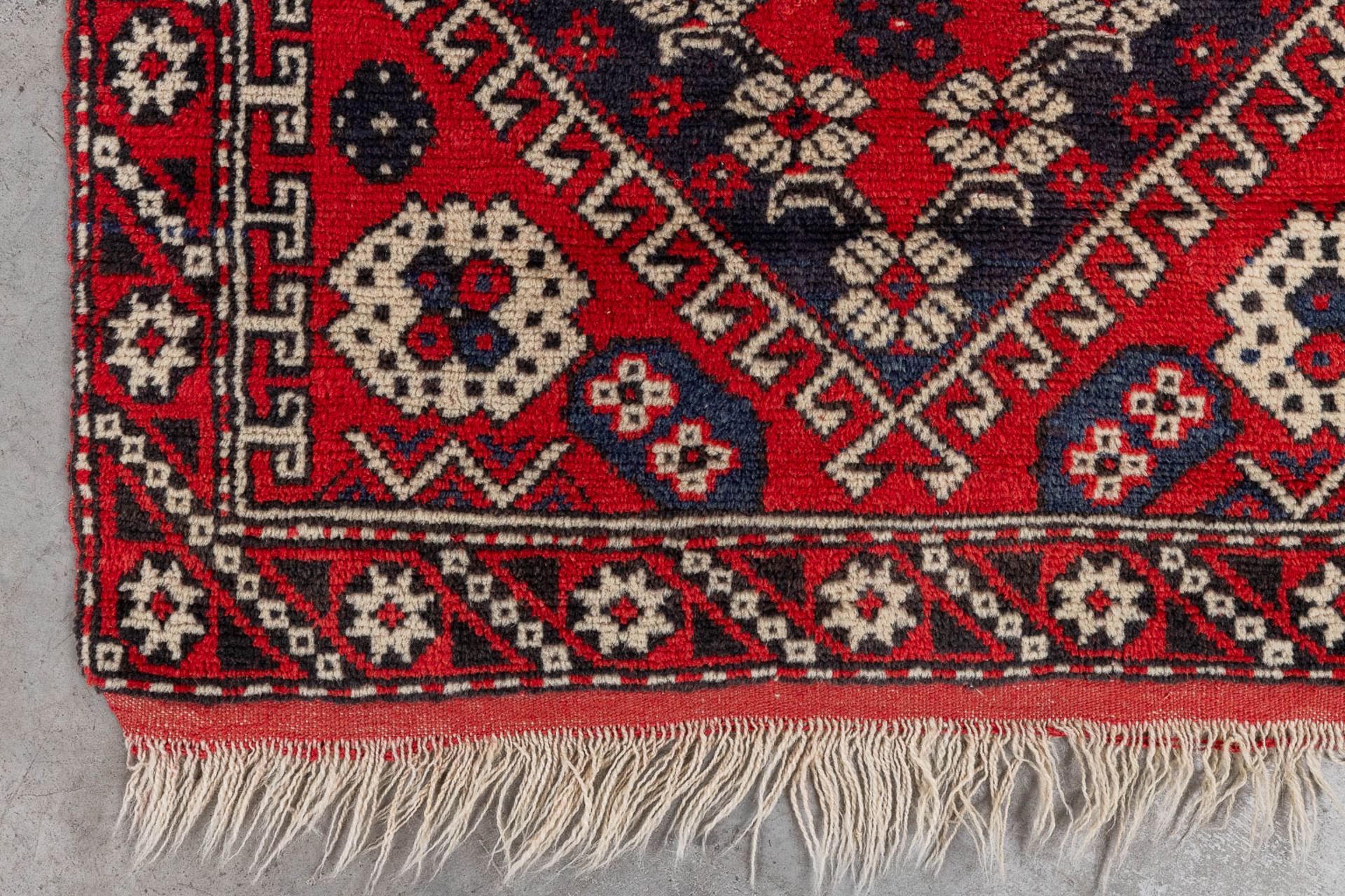 A collection of 3 Oriental hand-made carpets. Turkey. (L: 185 x W: 140 cm) - Image 5 of 11