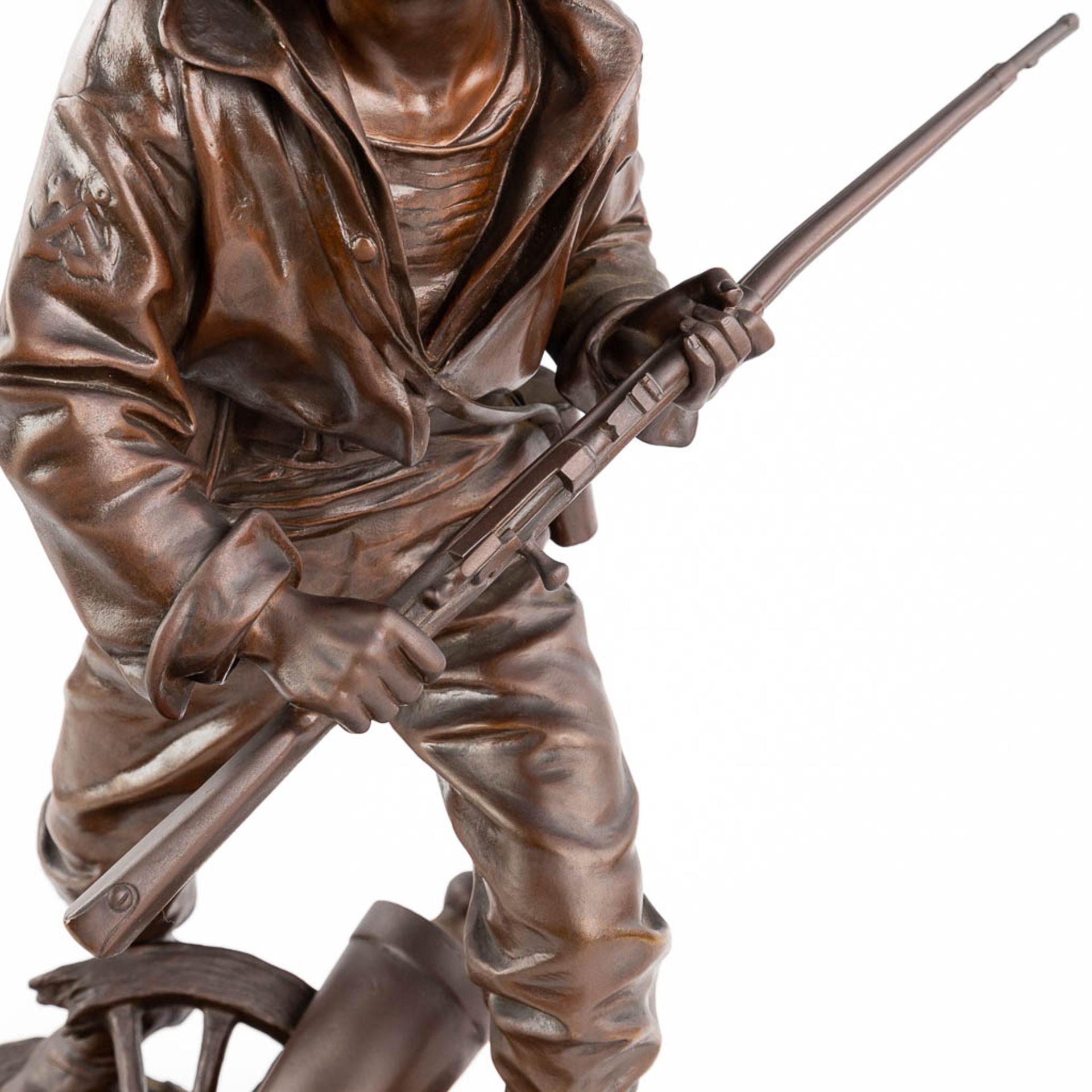 Aristide CROISY (1840-1899) 'Soldier', patinated bronze. 19th C. (L: 22 x W: 30 x H: 49 cm) - Image 9 of 14