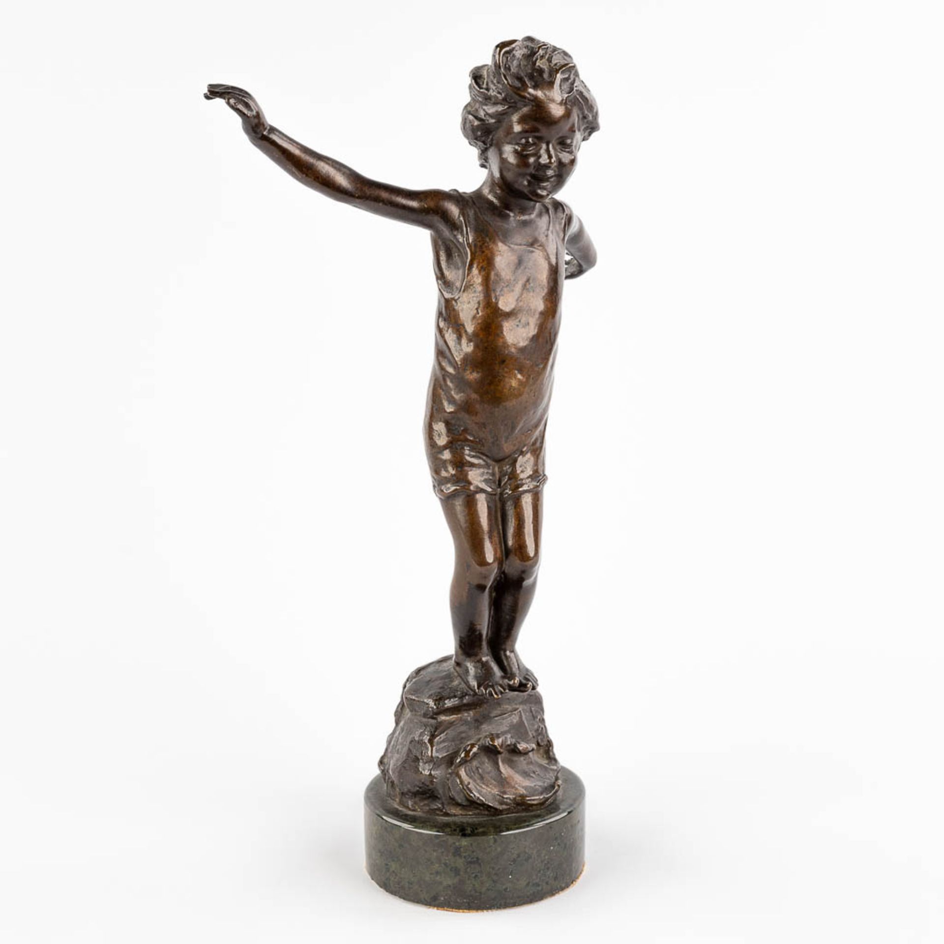 W. FULLER (XIX-XX) 'Baigneuse' patinated bronze on a green marble stand. (W: 17 x H: 29,5 cm) - Image 3 of 11