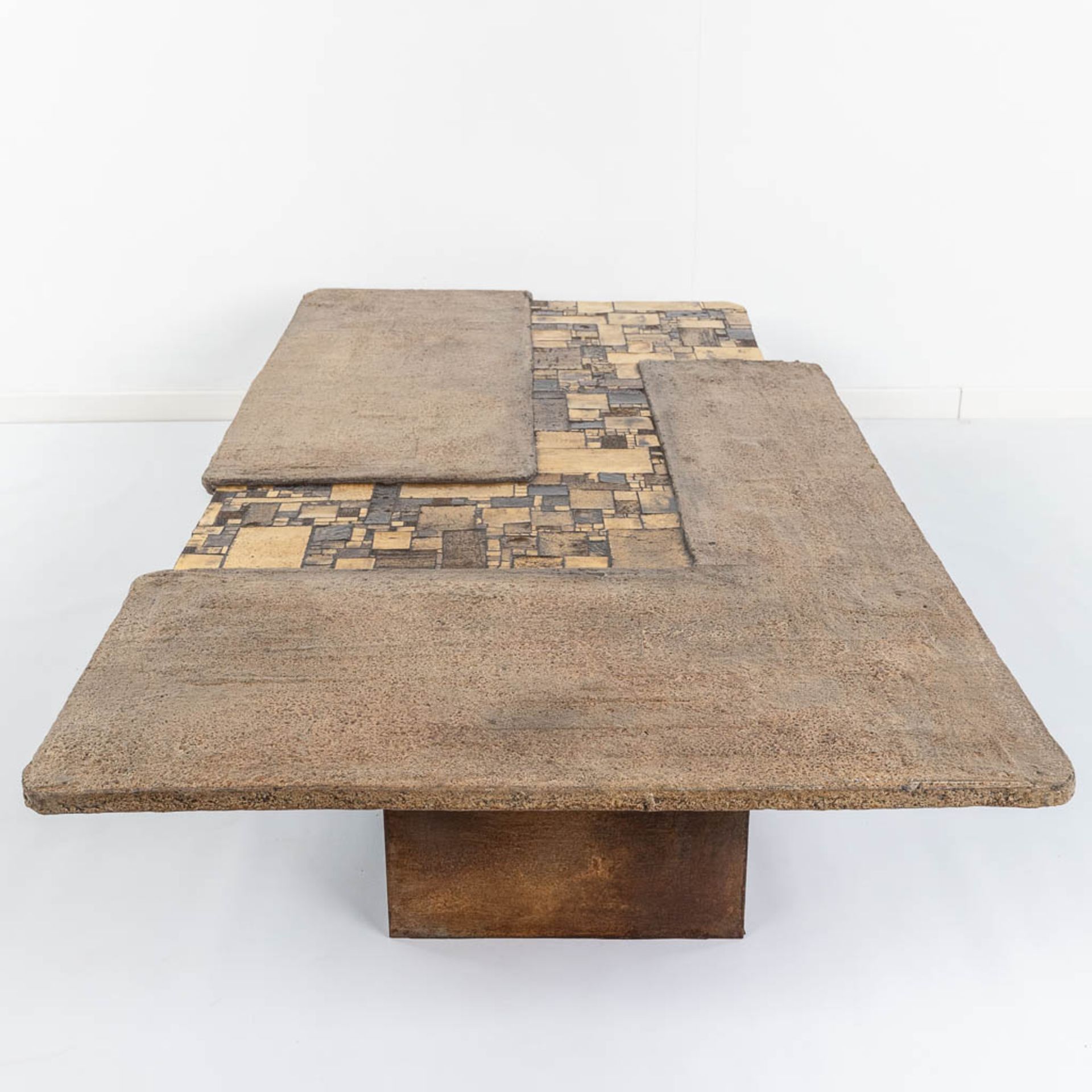 Pia MANU (XX) 'Coffee Table' gold glaze tiles and ceramics. Circa 1960. (L: 86 x W: 175 x H: 32 cm) - Image 16 of 19