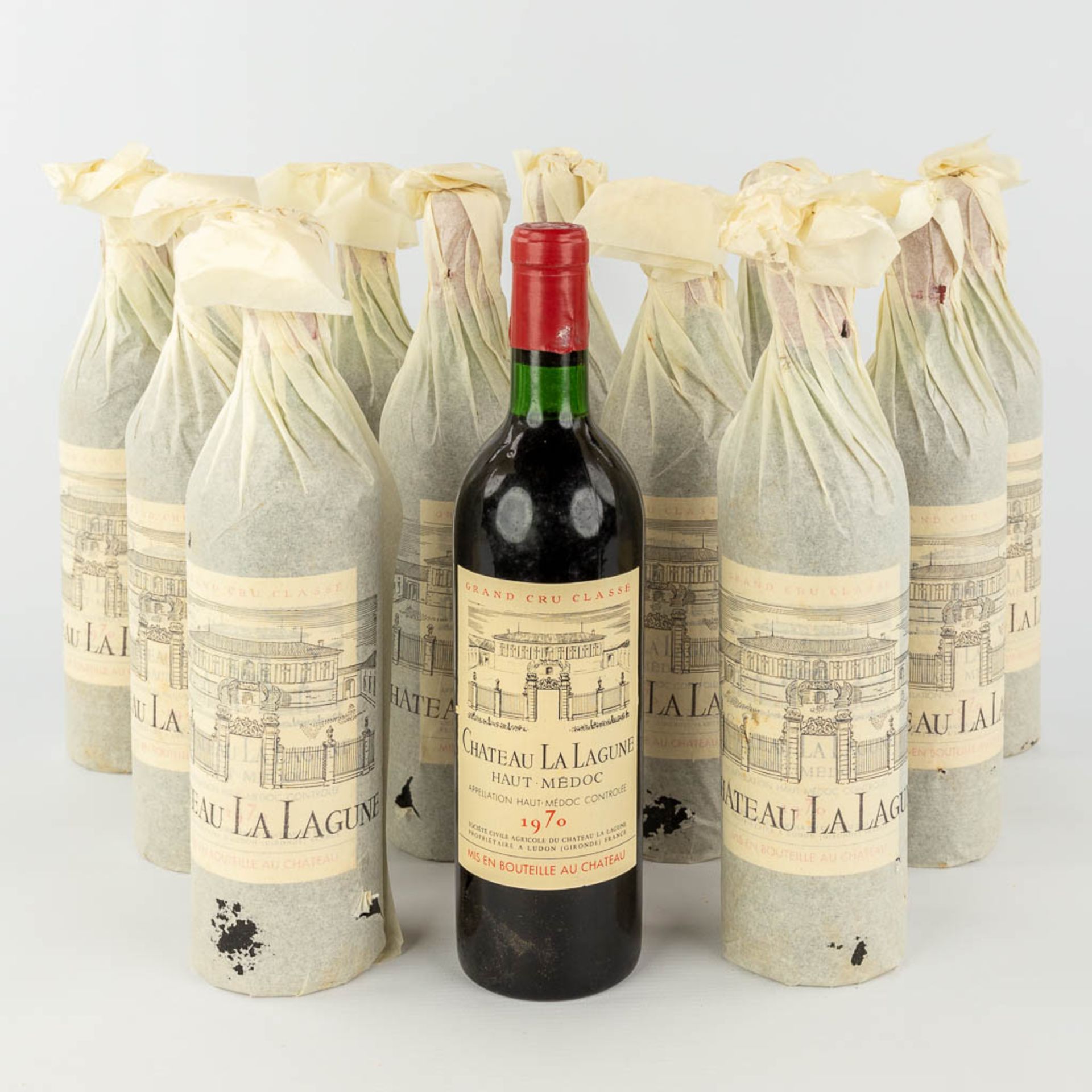 Château La Lagune Haut Médoc, 1970, 12 bottles.