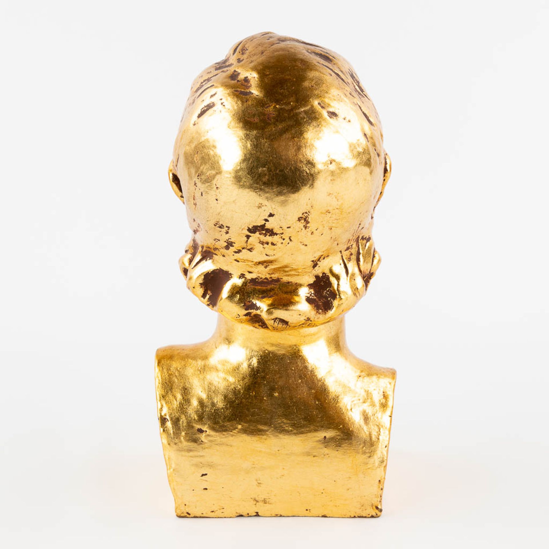 A gold-glazed terracotta buste, marked G. De La Soit. 1931. (L: 17 x W: 14,5 x H: 28 cm) - Image 5 of 12