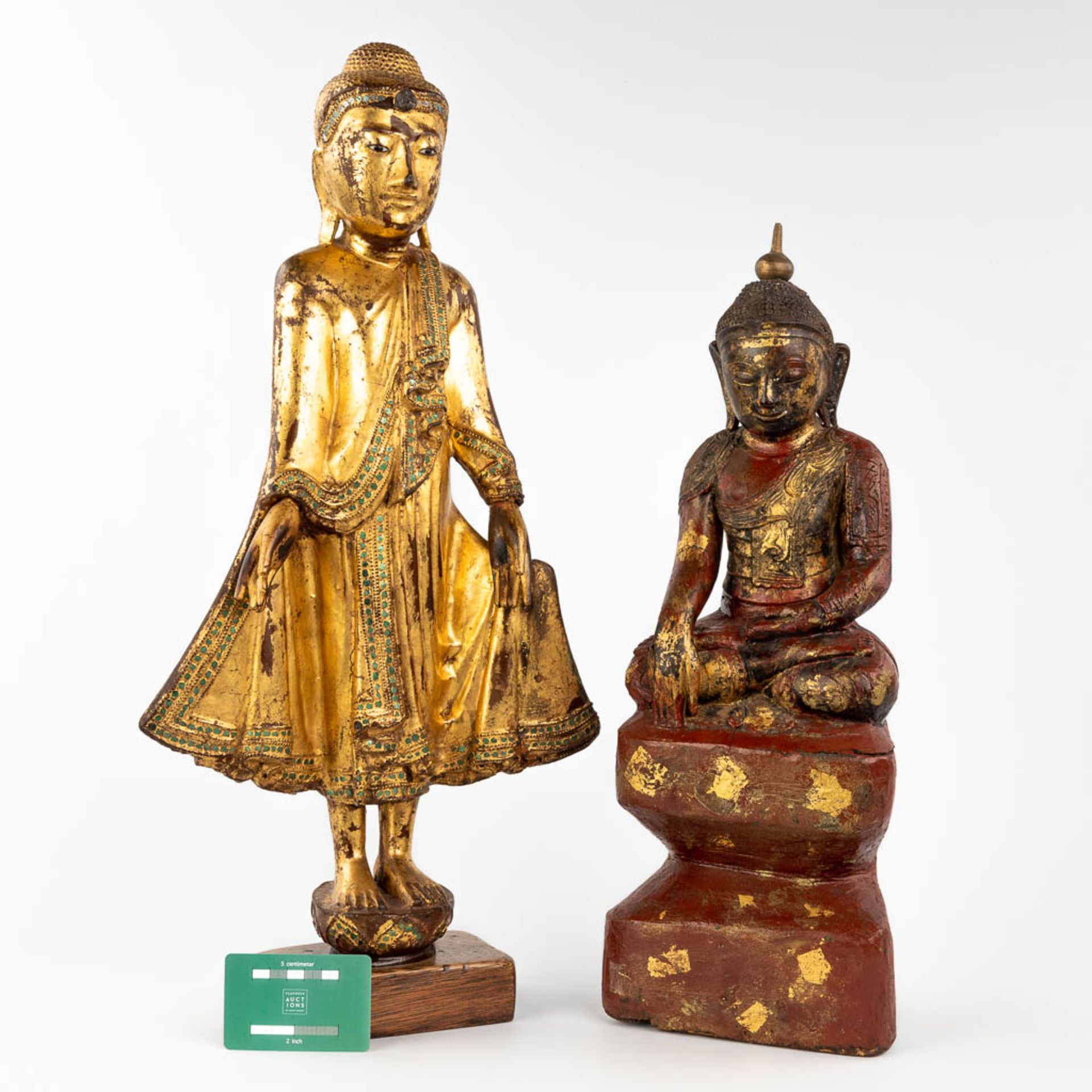 A collection of two wood-sculptured buddha statues, 19th/20th C. (W: 29 x H: 60 cm) - Image 27 of 27