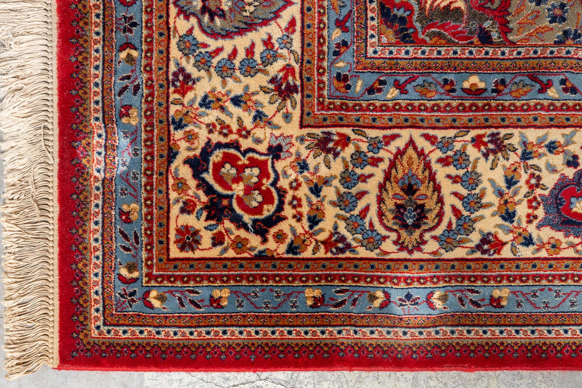 An Oriental carpet, Tabriz. (L: 432 x W: 412 cm) - Image 5 of 11