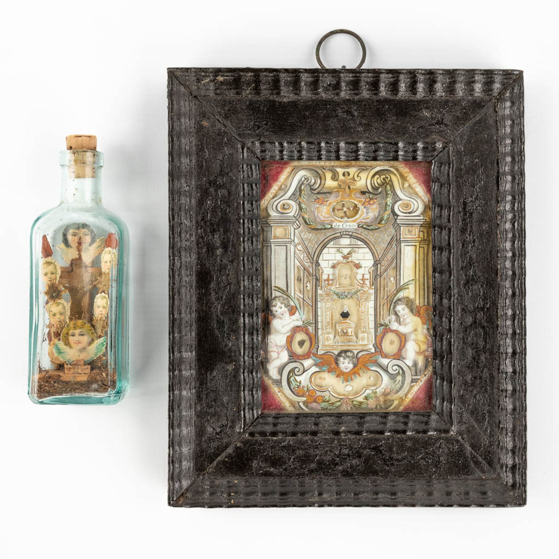 A reliquary frame, De Cruce and S. Pignativs, added a bottle with crucifix. 19th C. (W: 18 x H: 22 c - Image 13 of 14