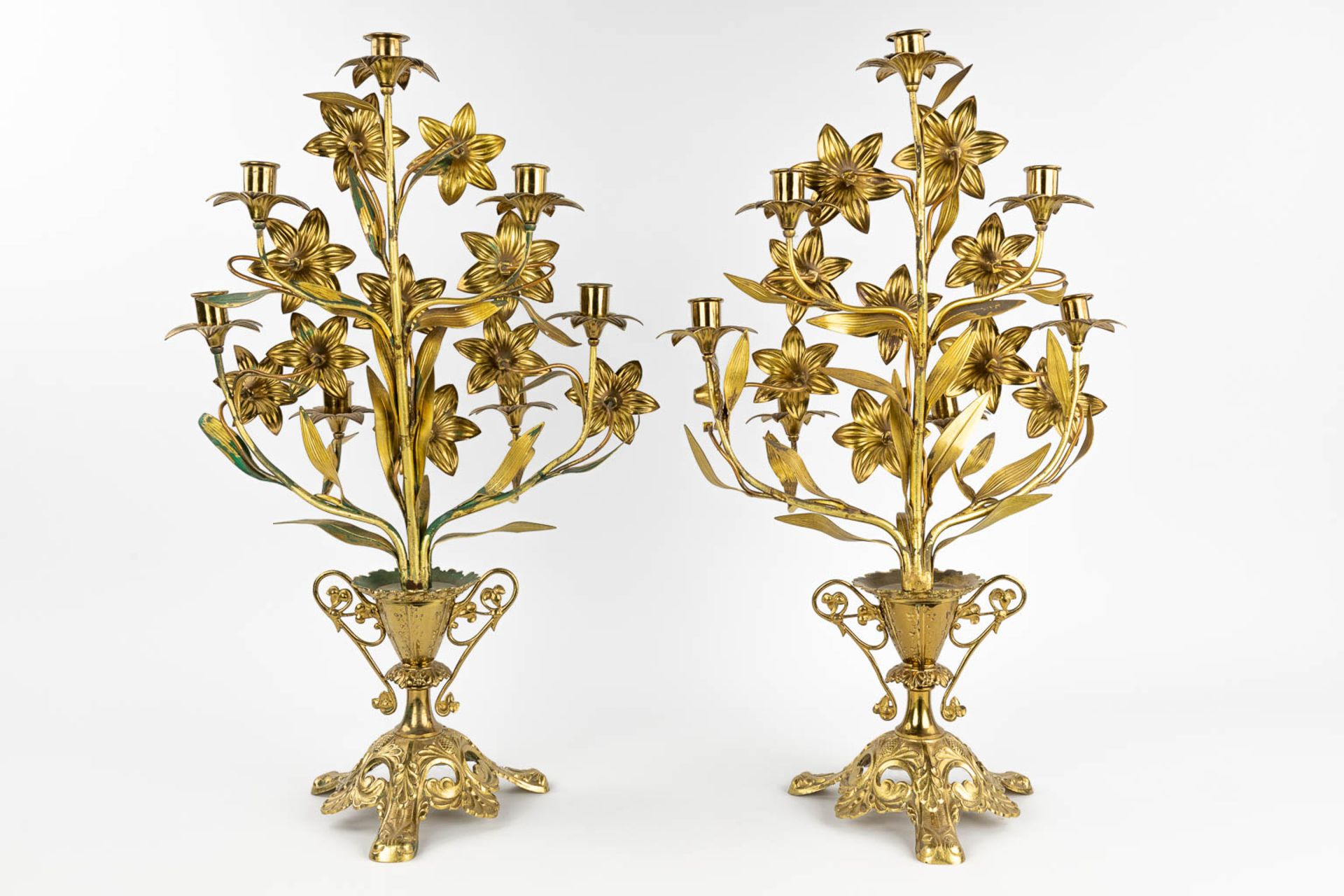 A pair of Church candlesticks, bronze and decorated with flowers. (L: 23 x W: 38 x H: 53 cm) - Image 5 of 13