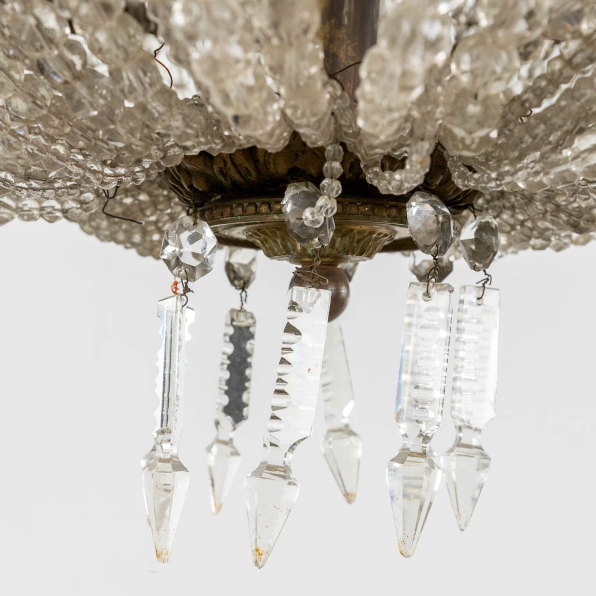 A large chandelier 'Sac ˆ Perles', bronze and glass. Circa 1900. (H: 100 x D: 100 cm) - Image 11 of 15