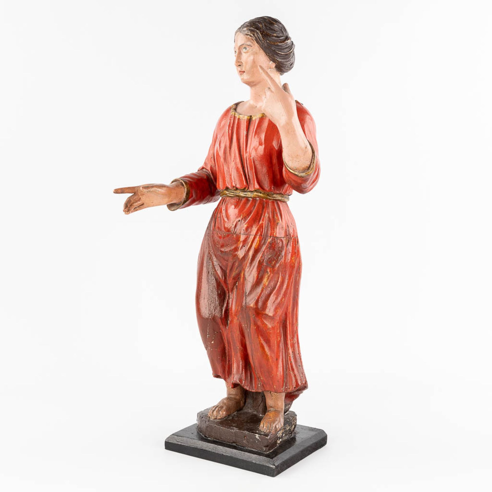An antique wood-sculptured and polychrome figurine of a noble lady. 18th/19th C. (L: 20 x W: 25 x H: - Image 7 of 14