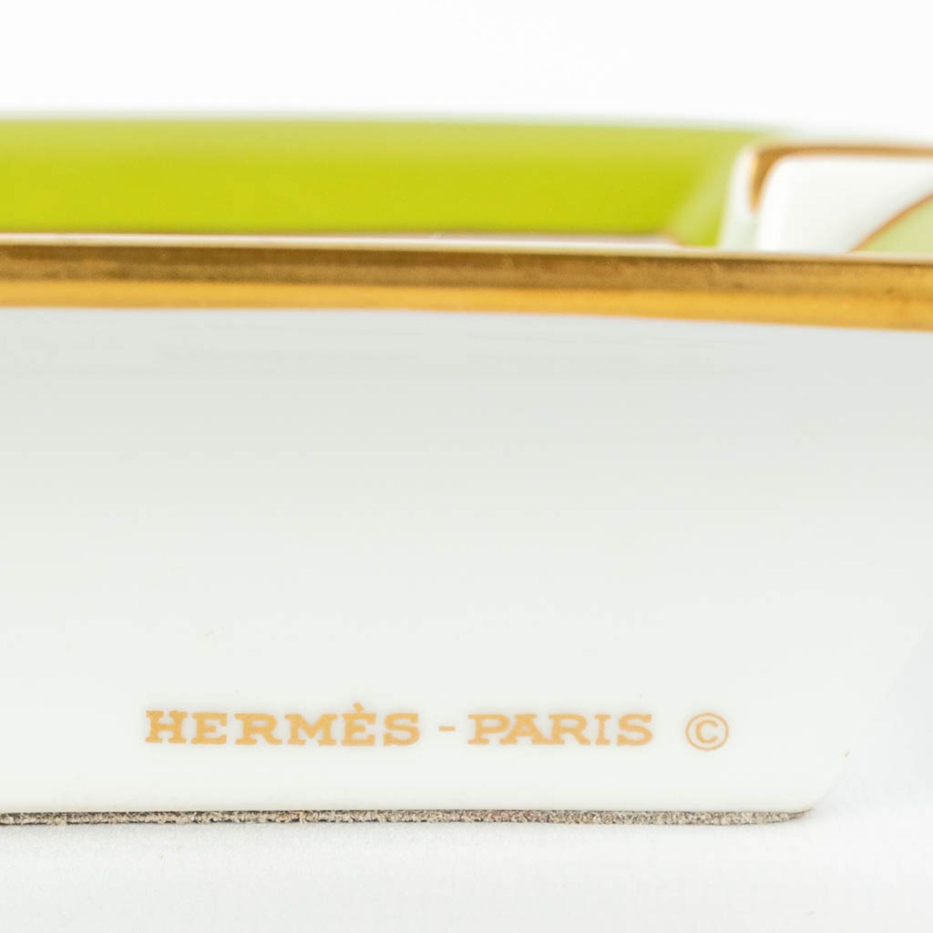 Hermès, an ashtray made of porcelain, with decor 'Rybal'. 20th century. (L: 16 x W: 20 x H: 4 cm) - Image 12 of 12