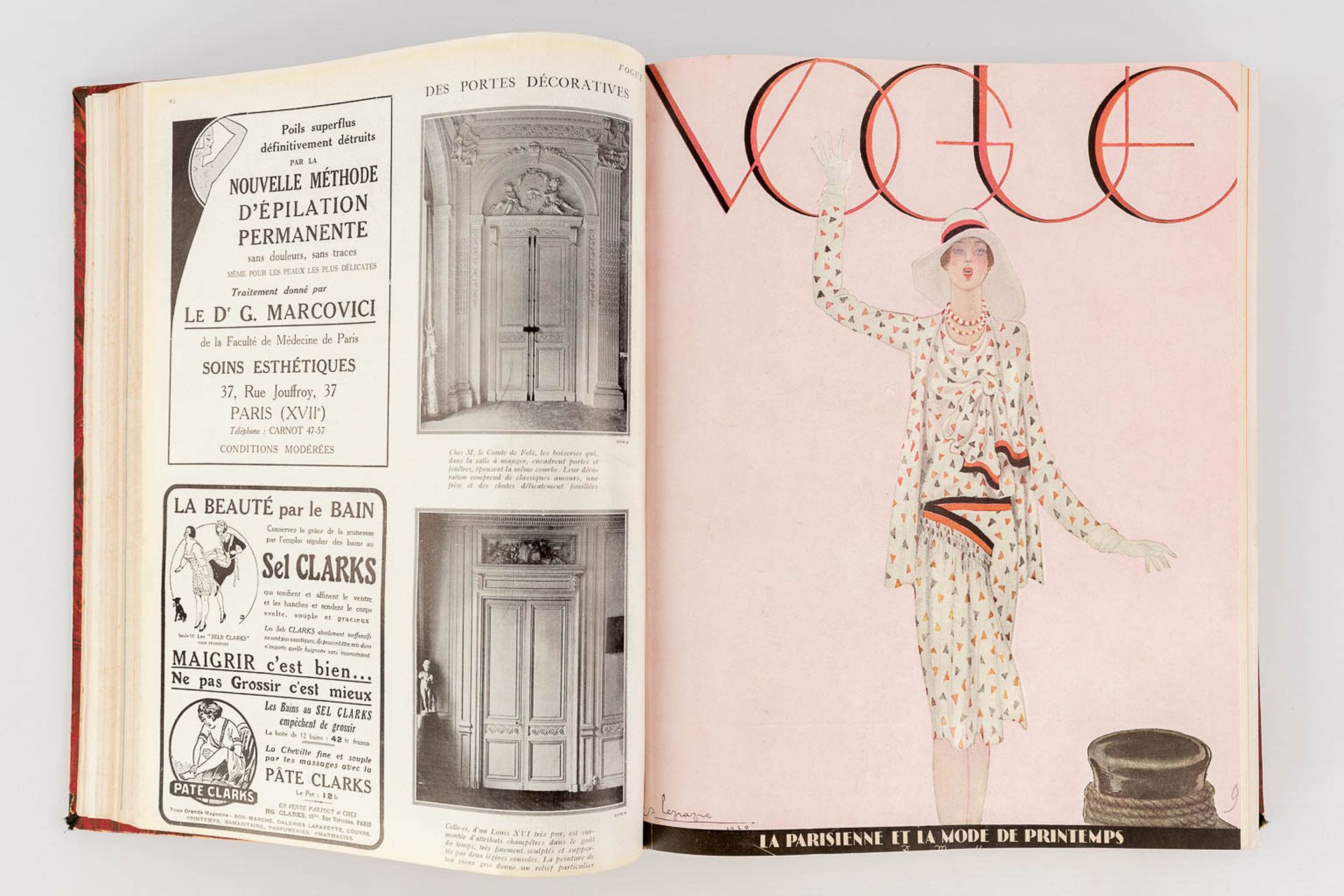 An assembled book with the Vogue magazine, 1929. (L: 5 x W: 25,5 x H: 31,5 cm) - Image 6 of 18