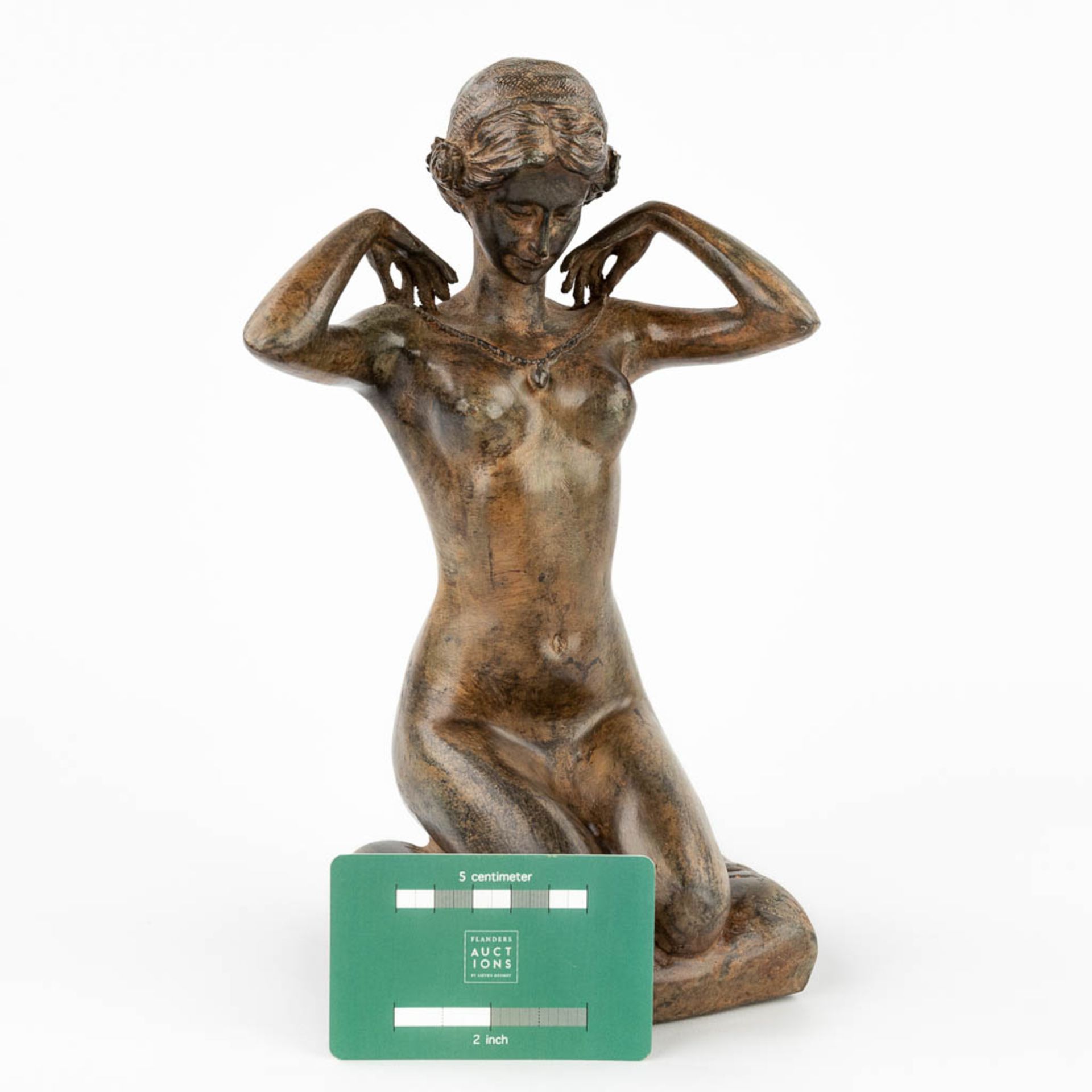 Pierre CHENET (XX-XXI) 'Seated lady' patinated bronze. (L: 13 x W: 18 x H: 28 cm) - Image 2 of 10