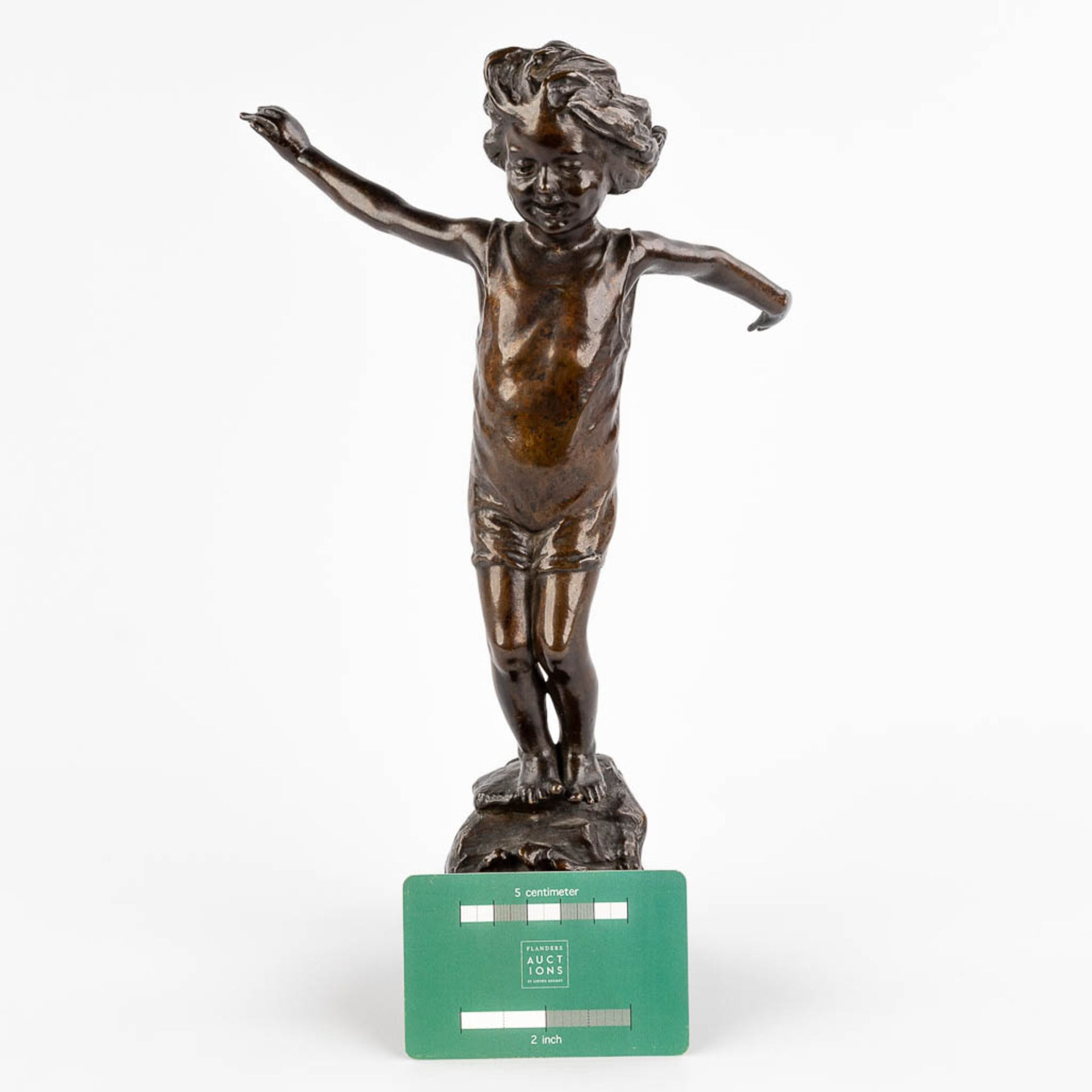 W. FULLER (XIX-XX) 'Baigneuse' patinated bronze on a green marble stand. (W: 17 x H: 29,5 cm) - Image 2 of 11