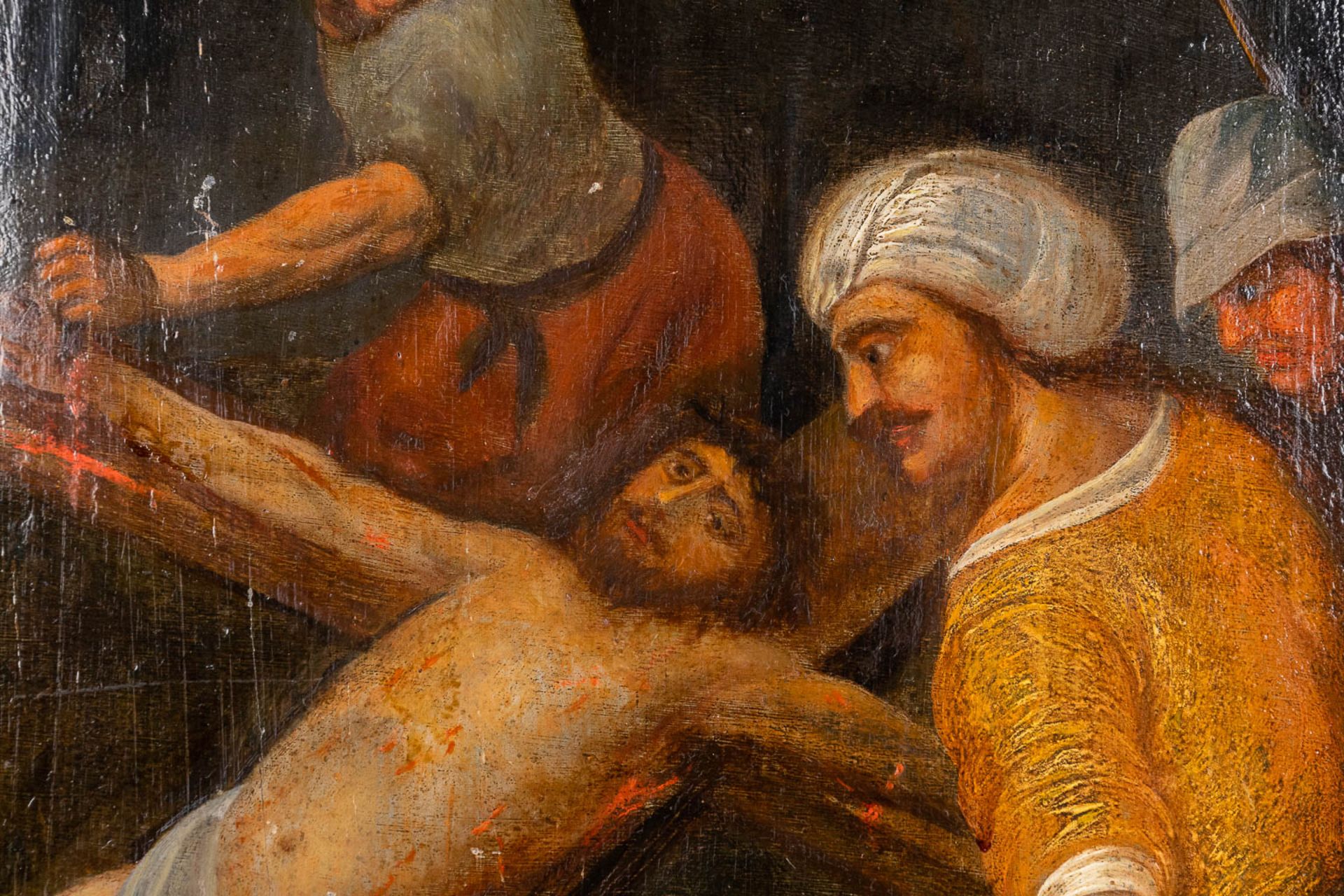 The crucifixion of Christ, a painting, oil on panel. No signature found, 18th C. (W: 51 x H: 81 cm) - Image 5 of 8