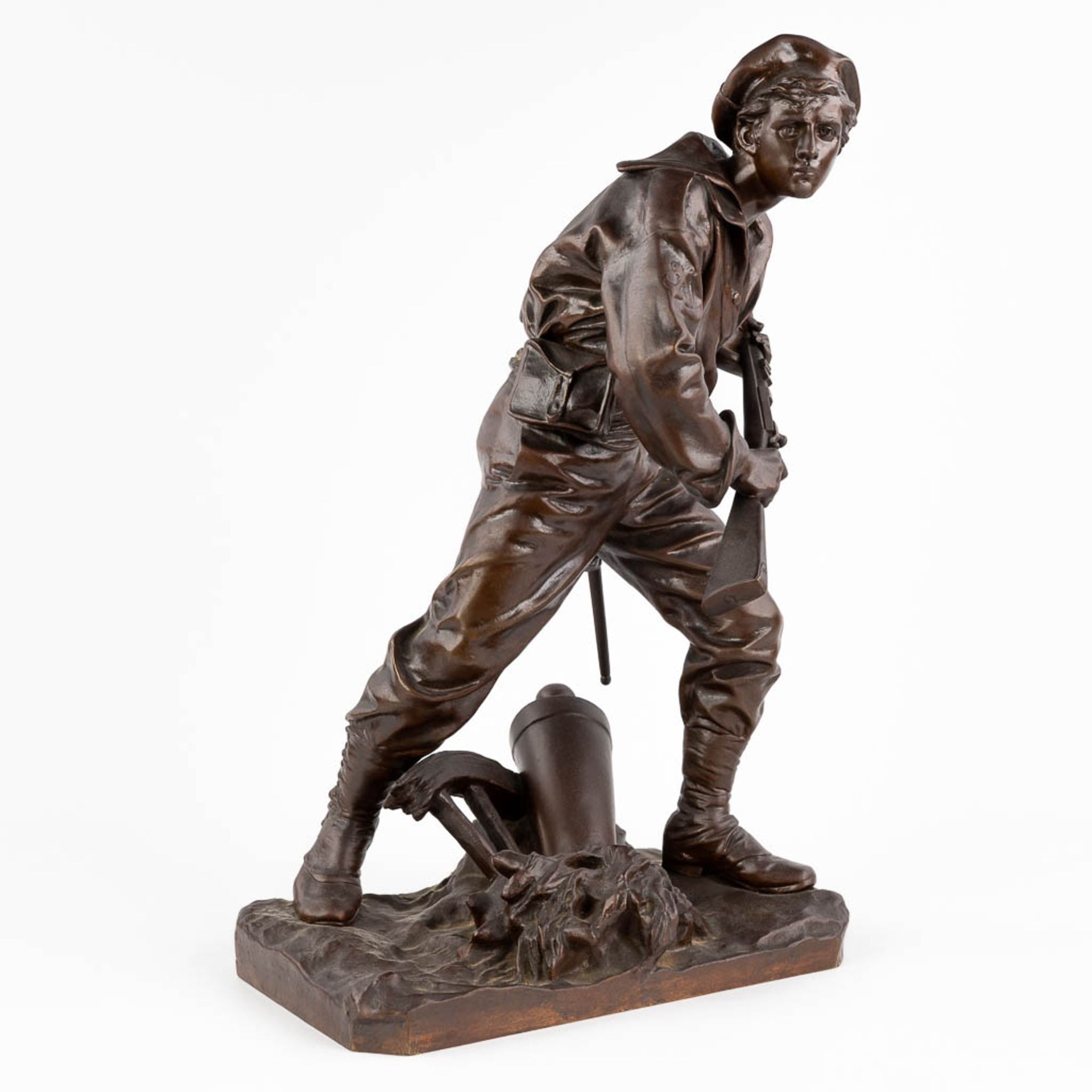 Aristide CROISY (1840-1899) 'Soldier', patinated bronze. 19th C. (L: 22 x W: 30 x H: 49 cm) - Image 3 of 14
