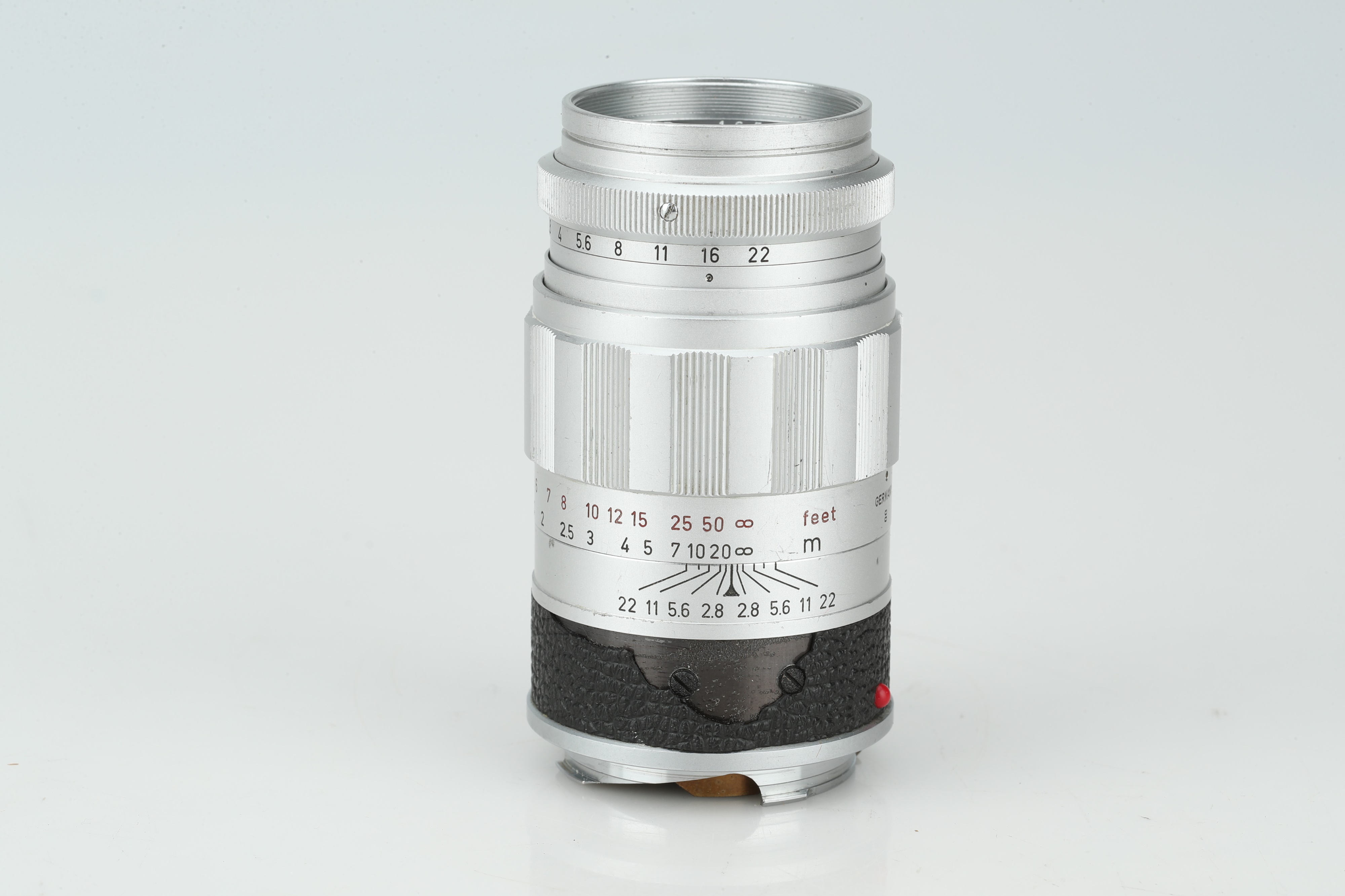 A Leitz Elmarit f/2.8 90mm Lens, - Image 2 of 3