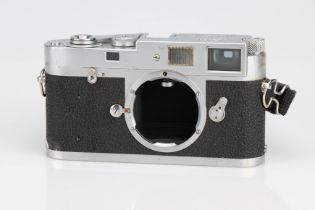 A Leica M2 35mm Rangefinder Camera,