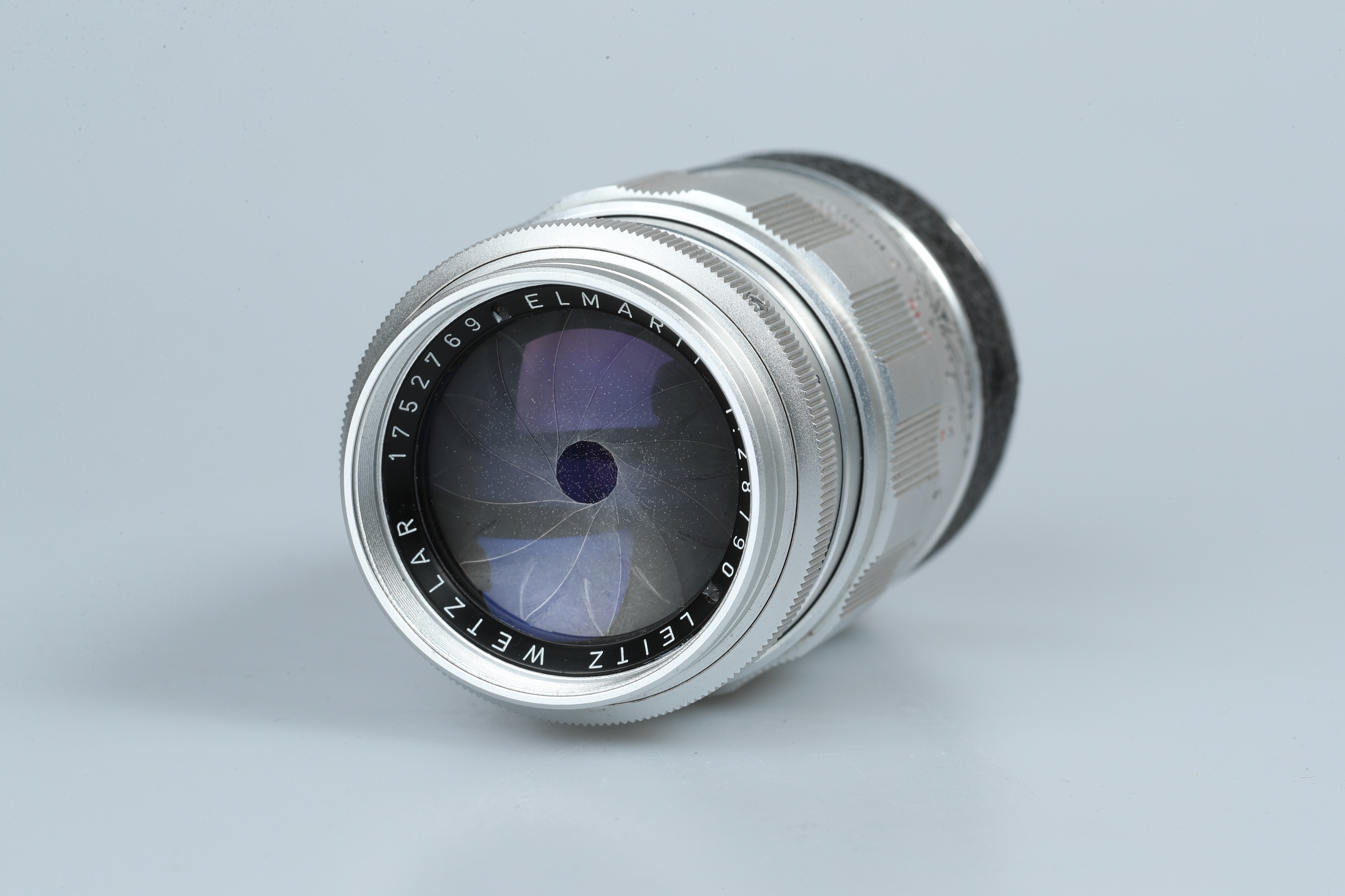 A Leitz Elmarit f/2.8 90mm Lens, - Image 2 of 2