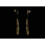 A Pair of 18 ct Gold Writhen Double Drop Earrings
