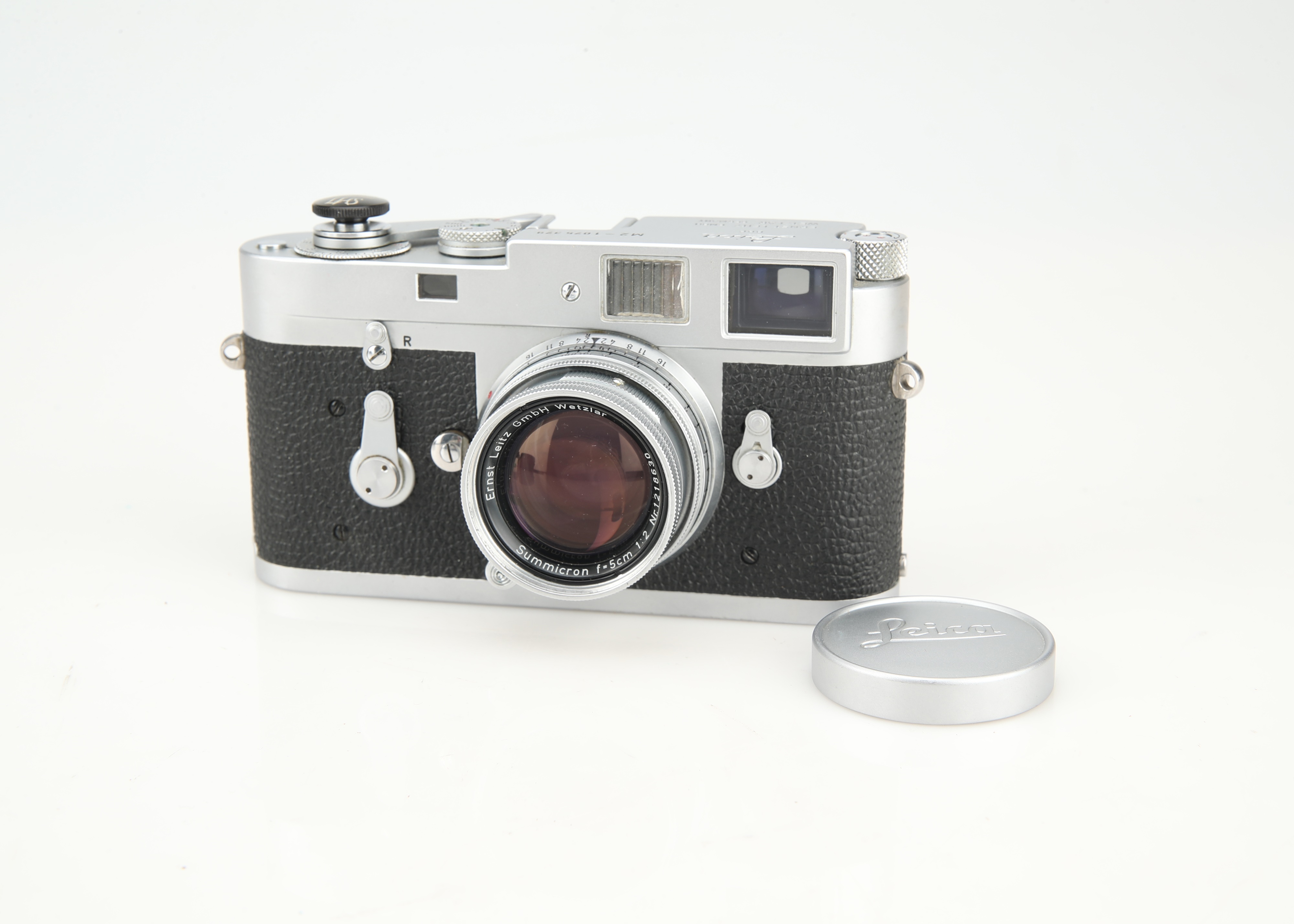 A Leica M2 Rangefinder Camera, - Image 2 of 3