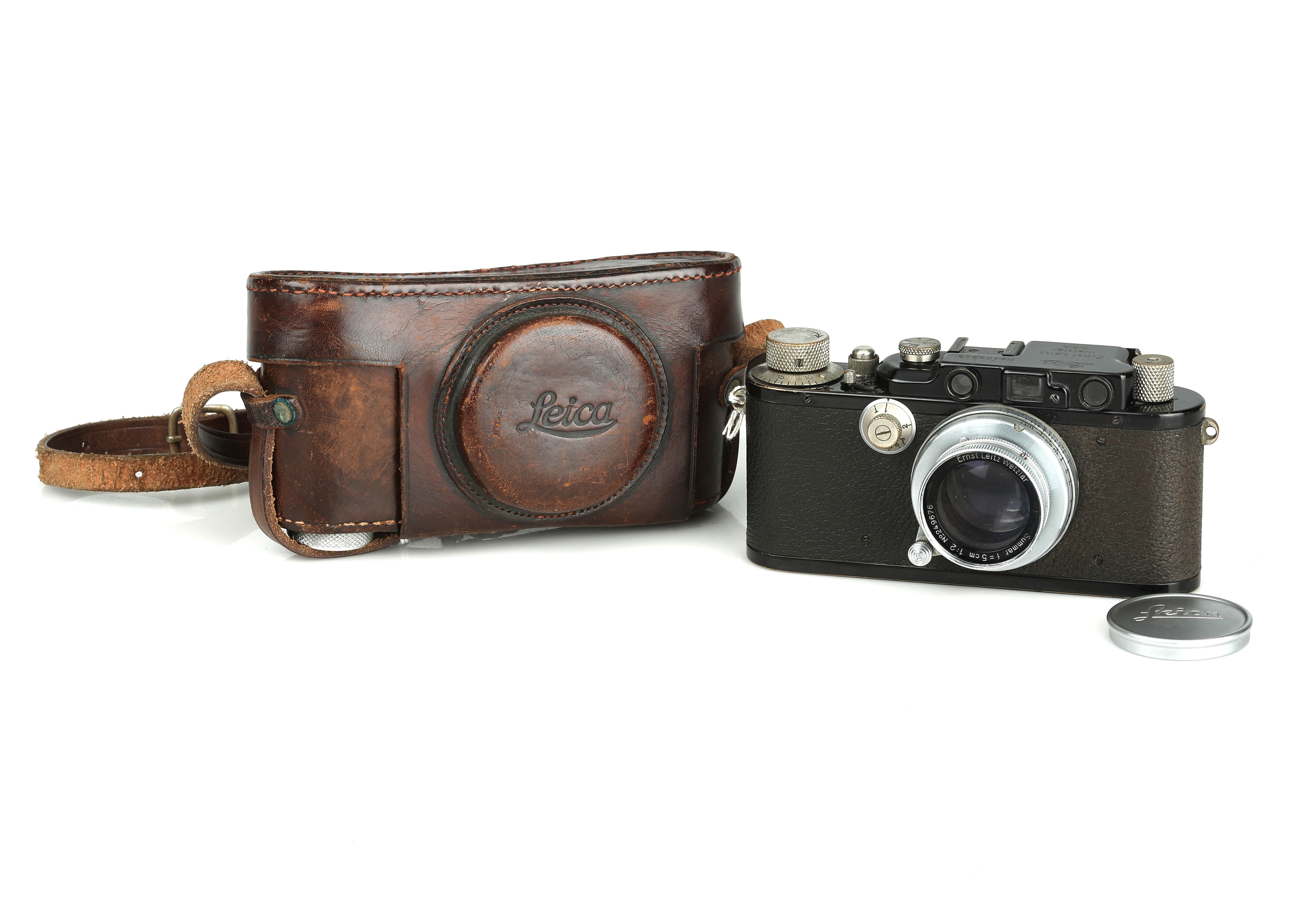 A Leica III 35mm Rangefinder Camera,