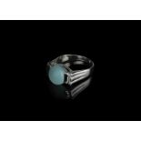 18 ct White Gold Cabochon Chalcedony Dress Ring