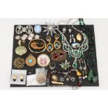 A Small Collection of Costume Jewellery,