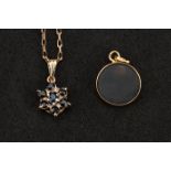 A 9 ct Gold Sapphire Daisy Cluster Pandant on Chain,